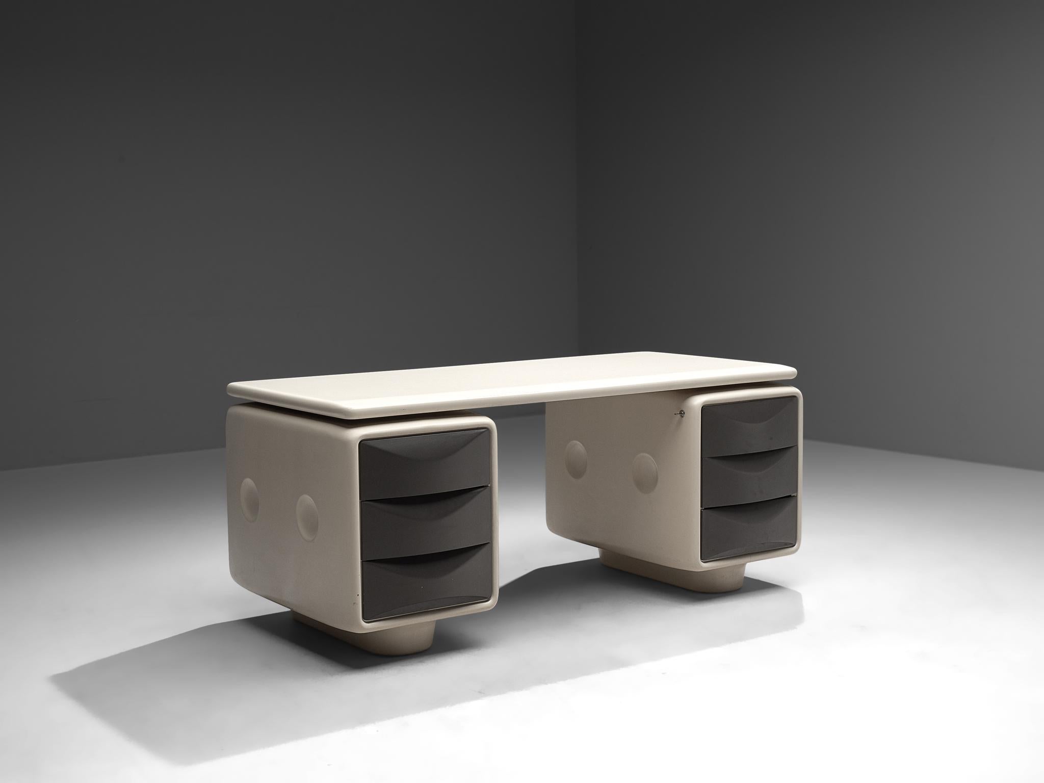 Ernest Igl for Bayer AG, desk model 'Jet', fiberglass, Germany, 1960s.

Space Age writing table designed by Ernest Igl in the 1960s and produced in 1970. The desk is executed in ivory colored fiberglass with six antracite colored drawers. There is a