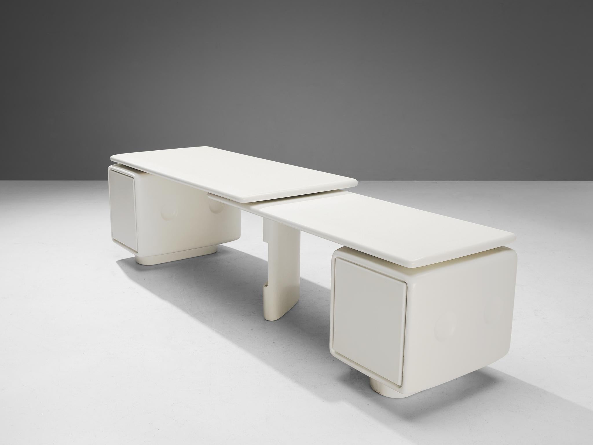 Ernest 'Igl' Hofmann Corner Desk in White Fiberglass In Good Condition In Waalwijk, NL