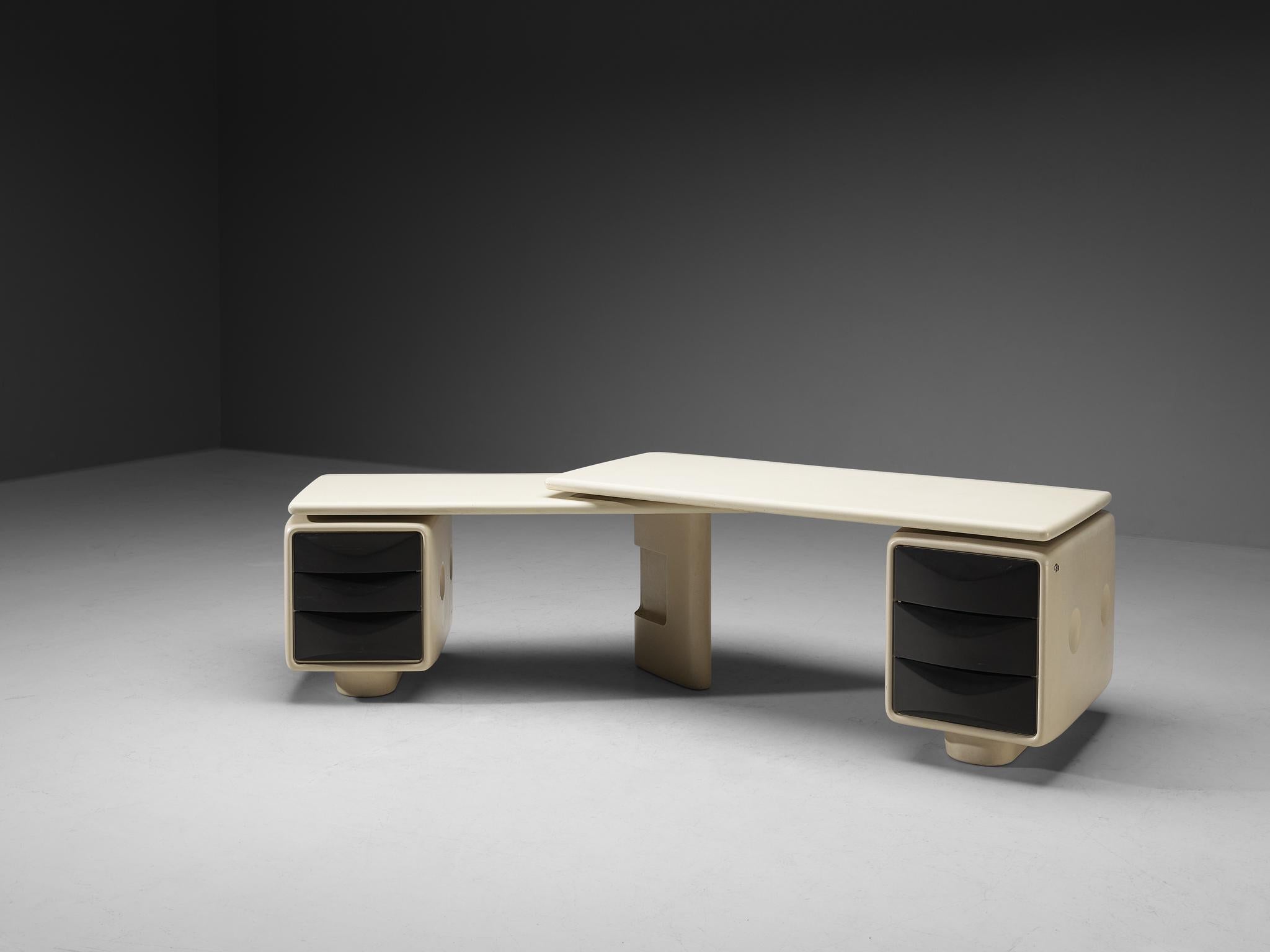 Ernest 'Igl' Hofmann for Wilhelm Werndl, corner desk, model 'Jet, fiberglass, Germany, designed in 1970 

This design truly resembles the ethos of the seventies – a bright and bold era – featuring the commonly used material of that time named