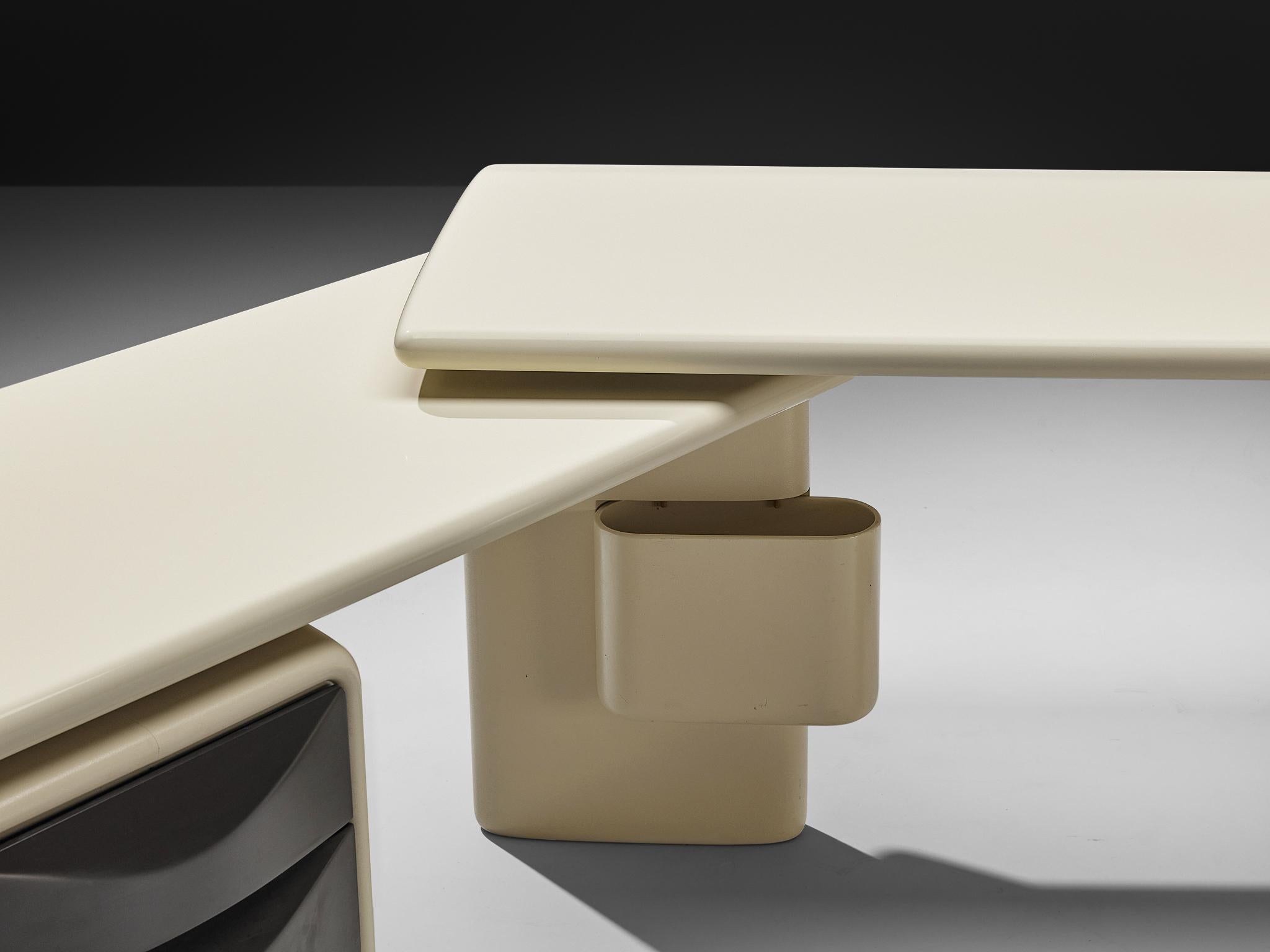 Late 20th Century Ernest 'Igl' Hofmann 'Jet' Corner Desk in Polyurethane For Sale