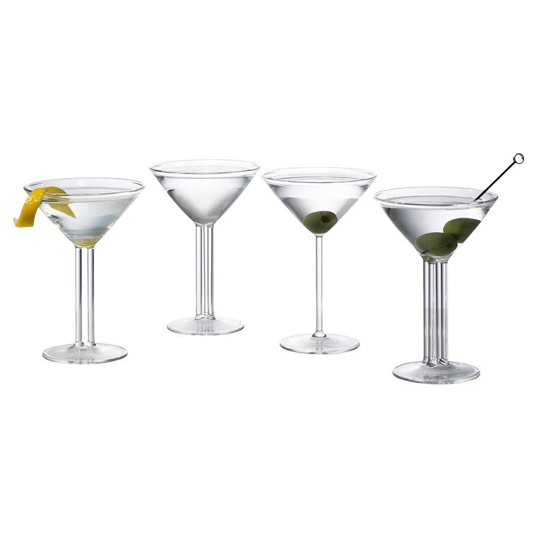 Ernestine MINI MARTINI COLLECTION - Set di 4 pezzi

Ispirato all'iconico bicchiere Martini, presentato per la prima volta all'Esposizione Internazionale delle Arti Decorative e Industriali Moderne di Parigi del 1925, ogni bicchiere è definito da un