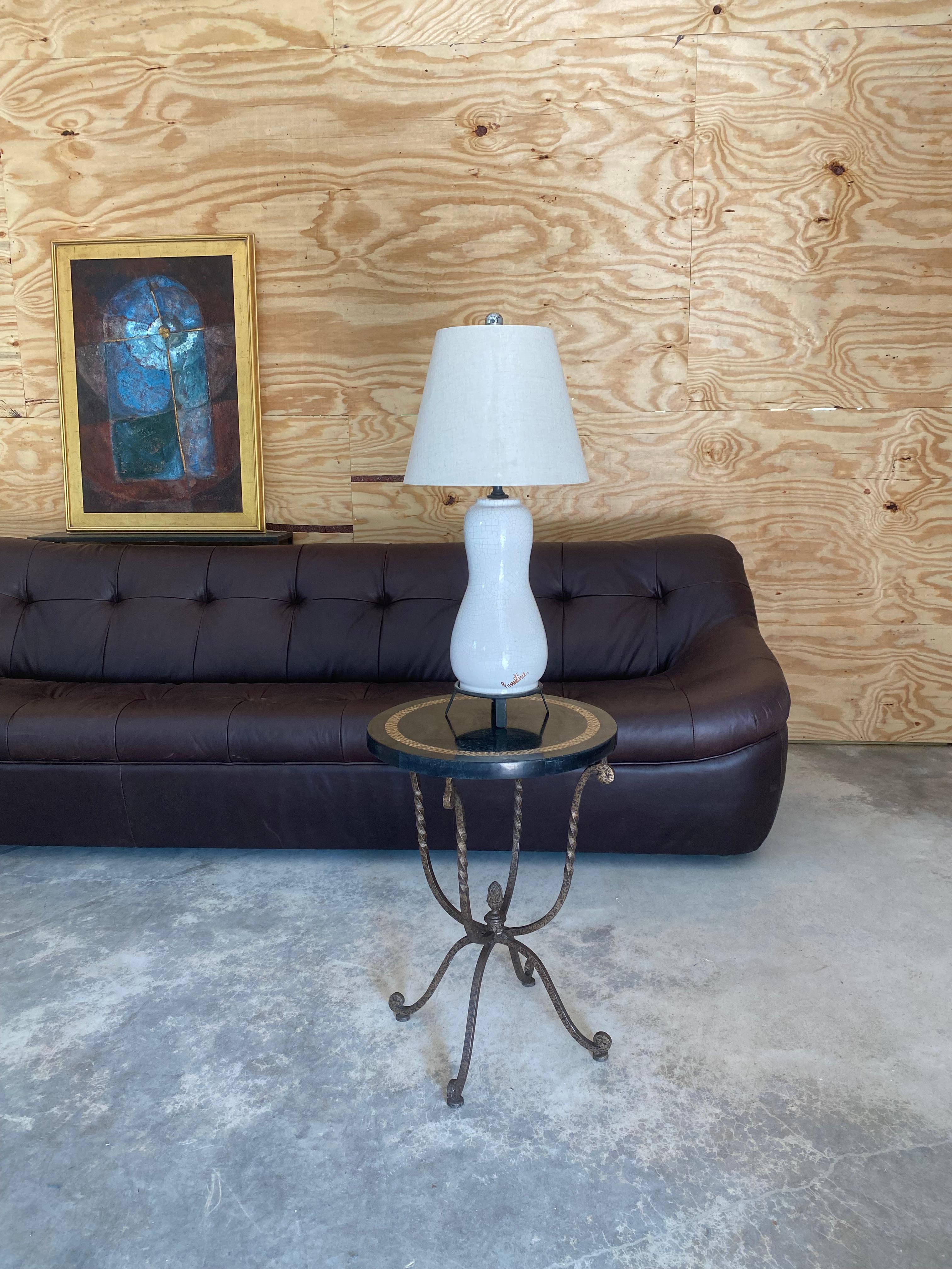 Mid-Century Modern Ernestine Signed Lamp on Iron Base en vente