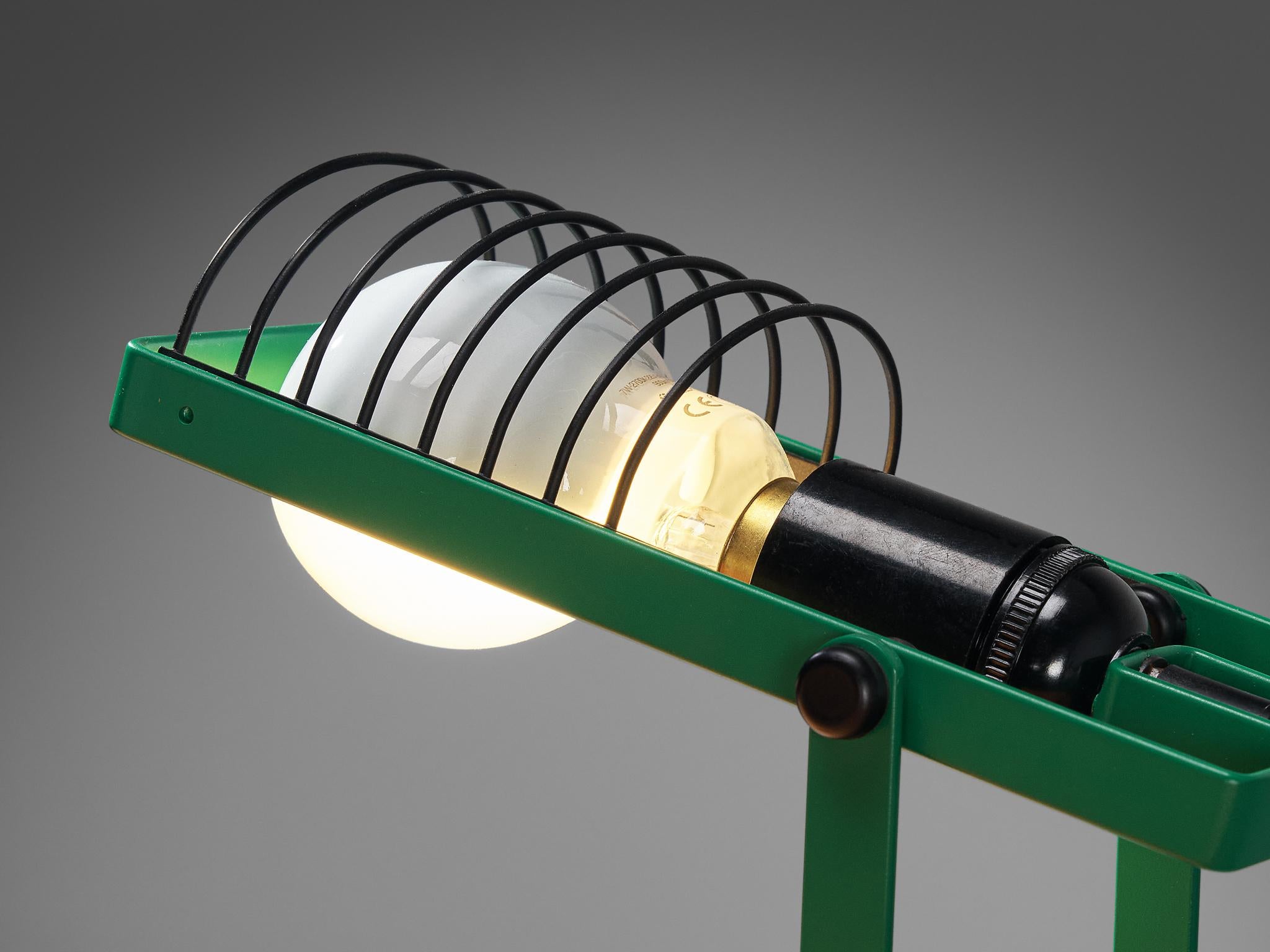 Late 20th Century Ernesto Gismondi for Artemide First Edition 'Sintesi' Lamp in Green  For Sale