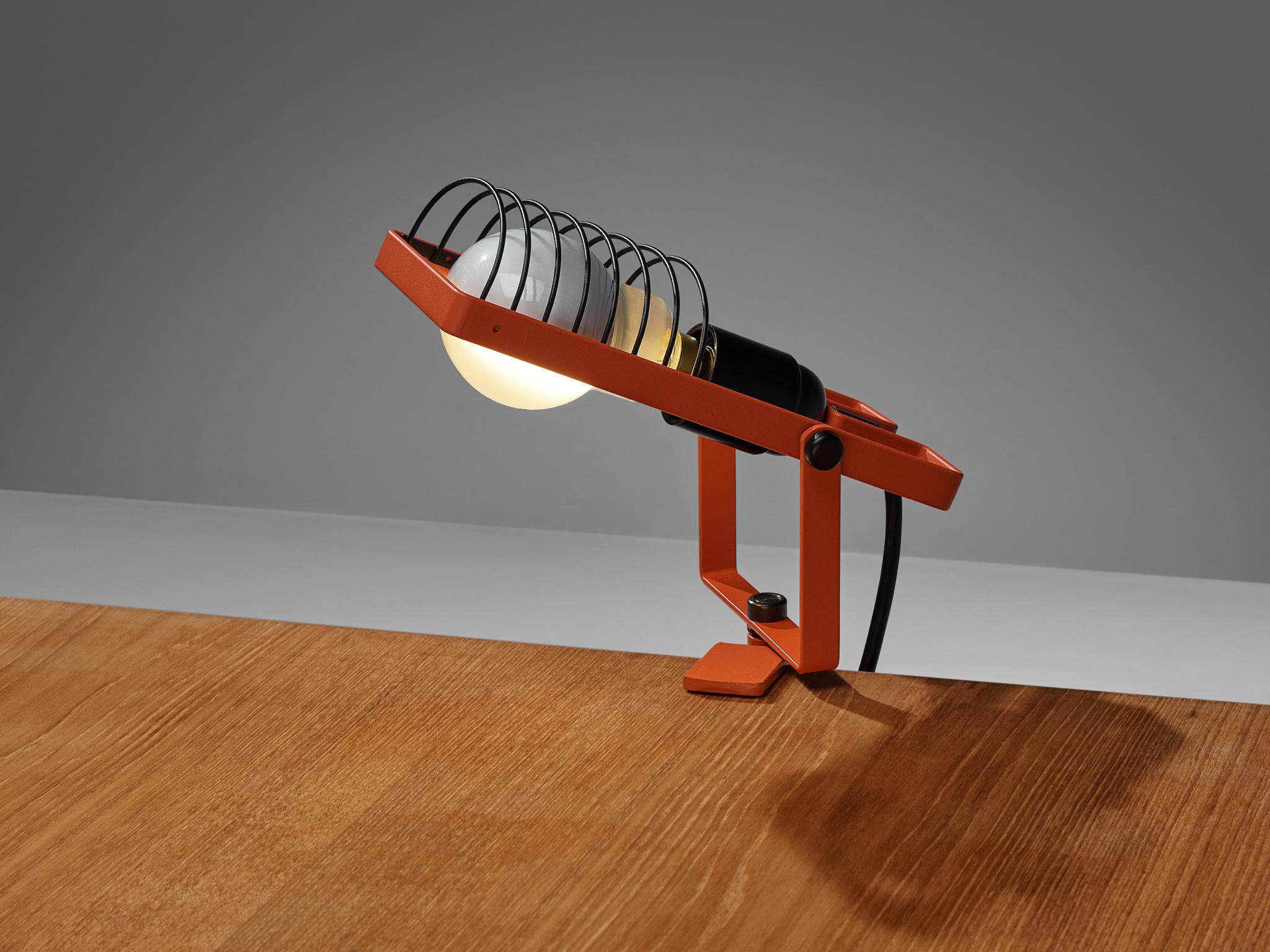 Metal Ernesto Gismondi for Artemide First Edition 'Sintesi' Lamp in Red For Sale