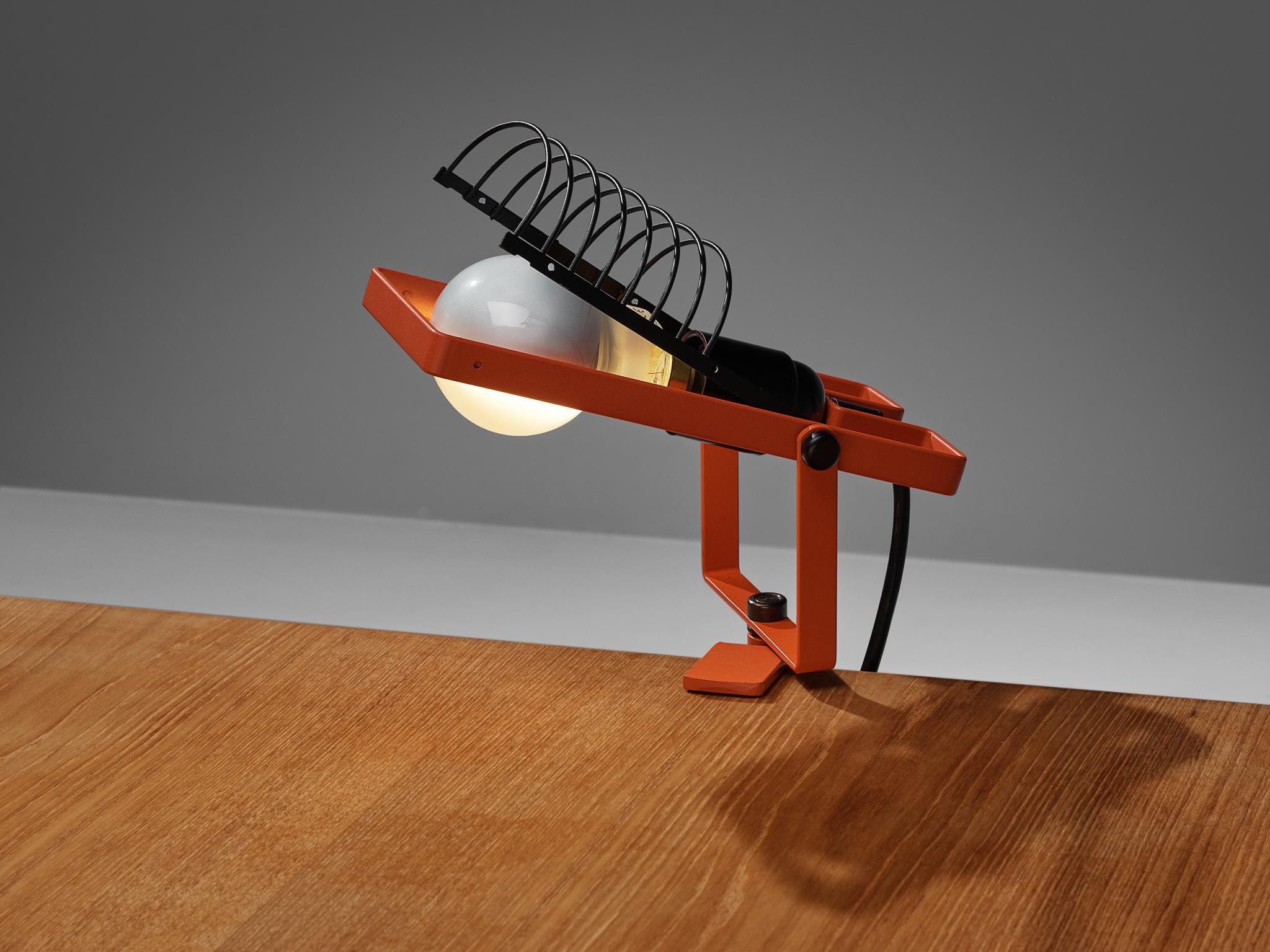 Metal Ernesto Gismondi for Artemide First Edition 'Sintesi' Lamp in Red For Sale