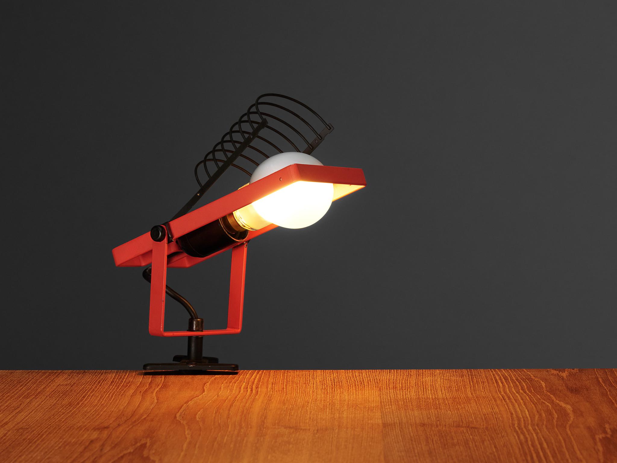 Late 20th Century Ernesto Gismondi for Artemide First Edition 'Sintesi' Red Clamp Light  For Sale