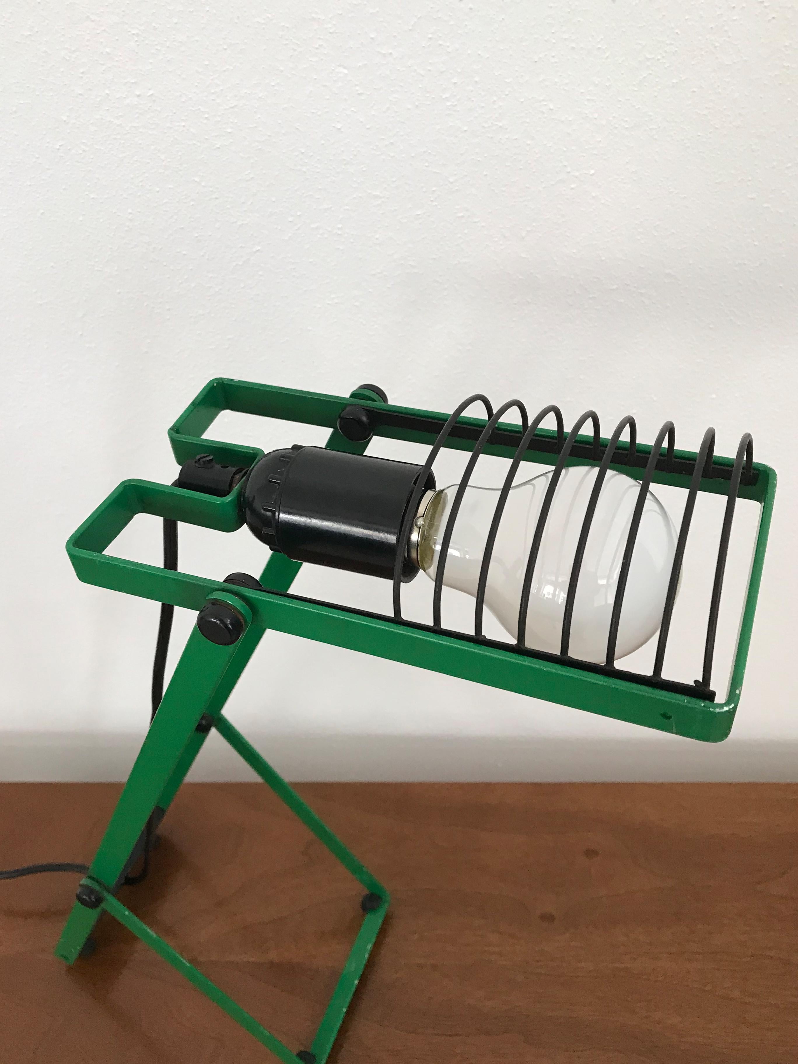 Ernesto Gismondi para Artemide Lámpara de Sobremesa Modelo 