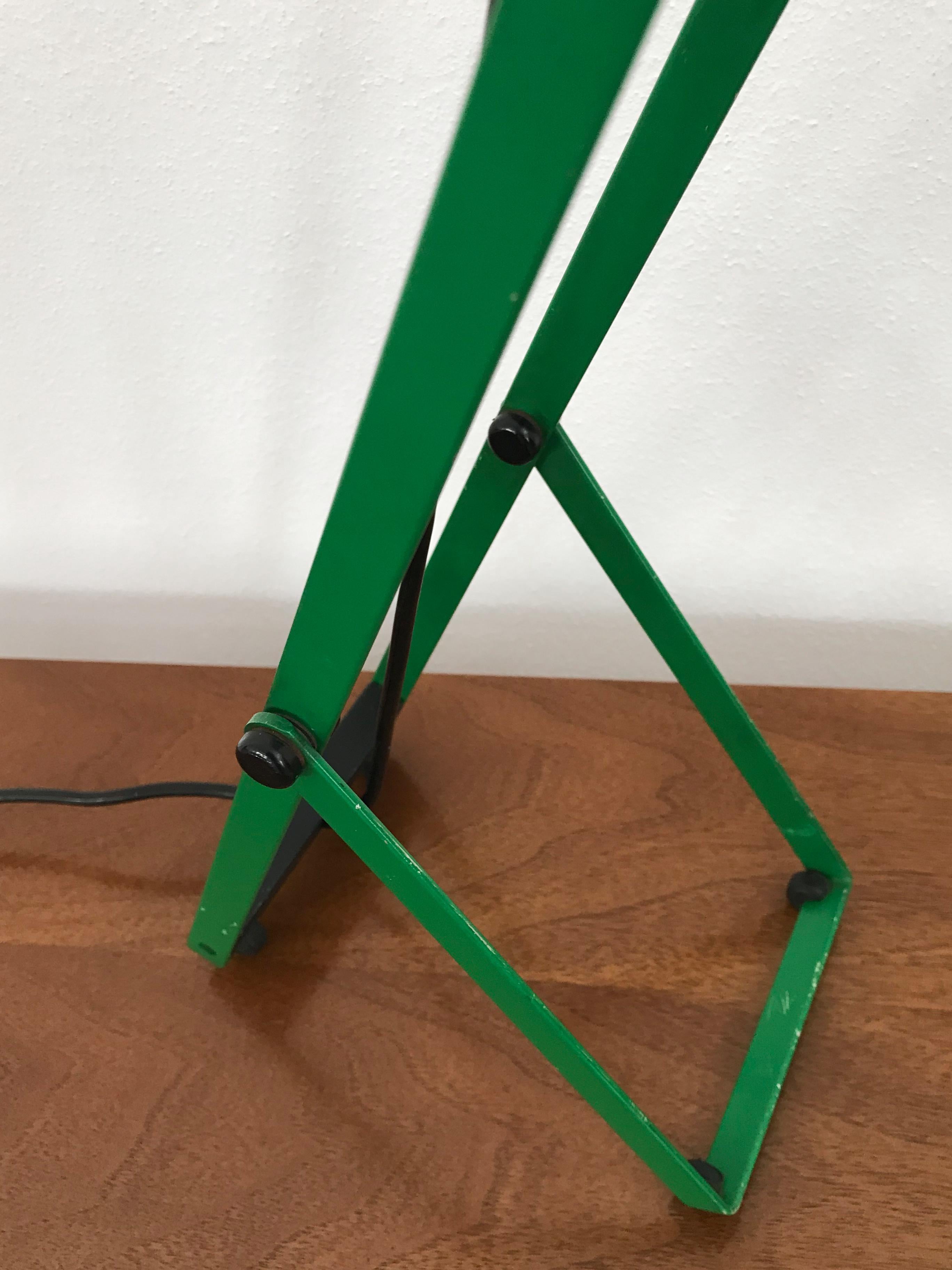 Ernesto Gismondi para Artemide Lámpara de Sobremesa Modelo 