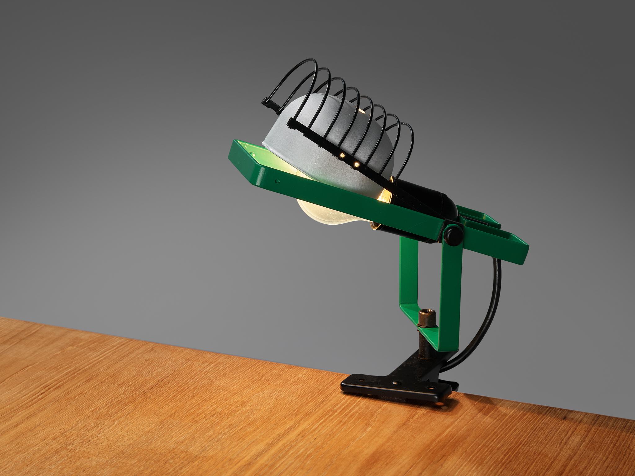 Post-Modern Ernesto Gismondi for Artemide 'Sintesi Faretto Morsetto' Green Clamp Light 