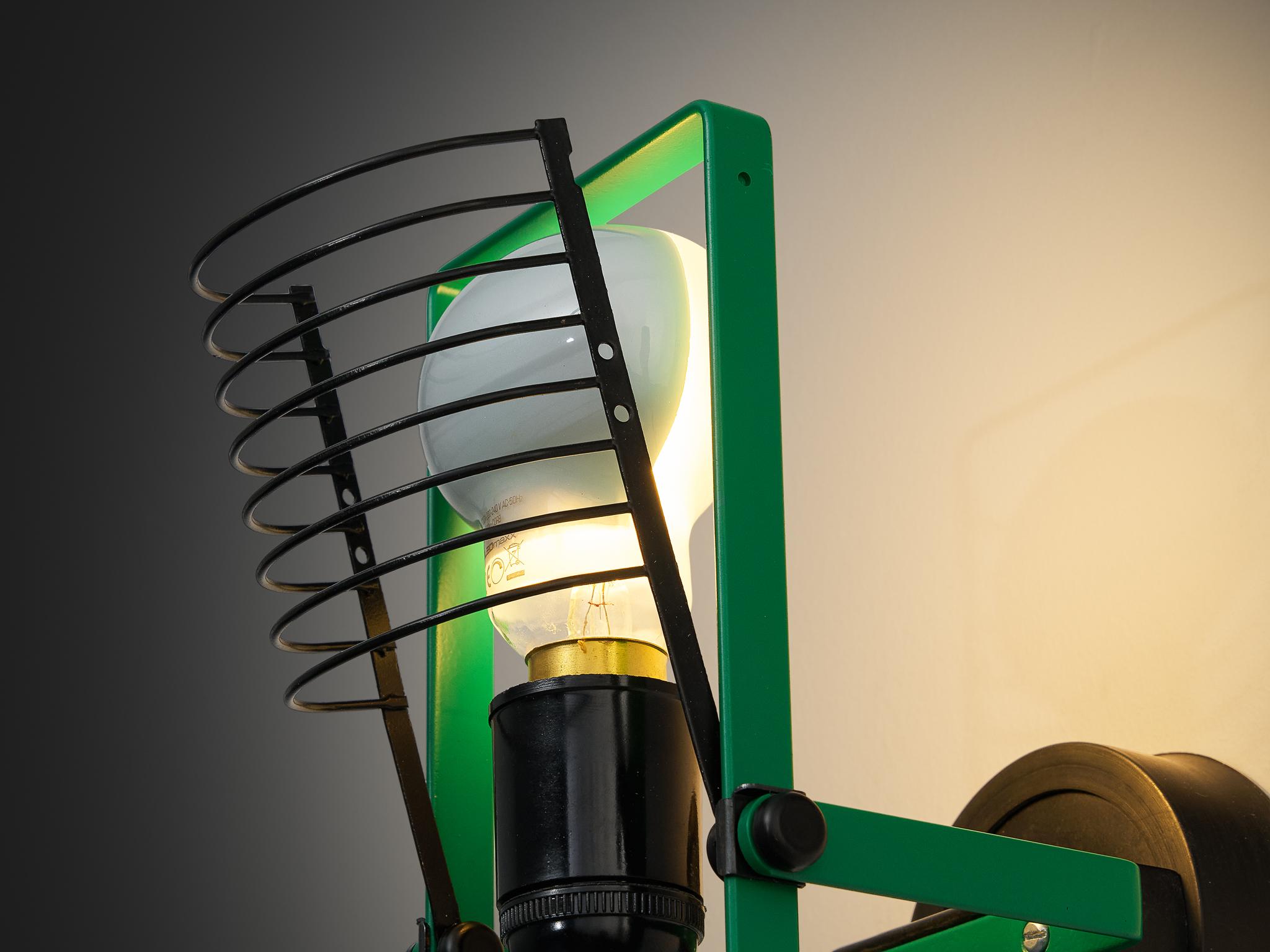 Italian Ernesto Gismondi for Artemide 'Sintesi Faretto' Wall Light in Green For Sale