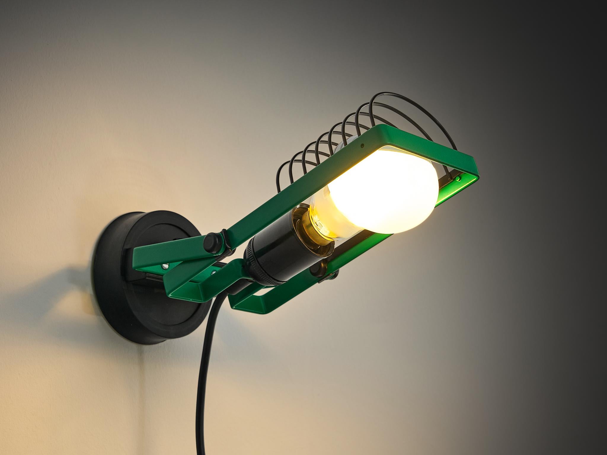 Late 20th Century Ernesto Gismondi for Artemide 'Sintesi Faretto' Wall Light in Green For Sale