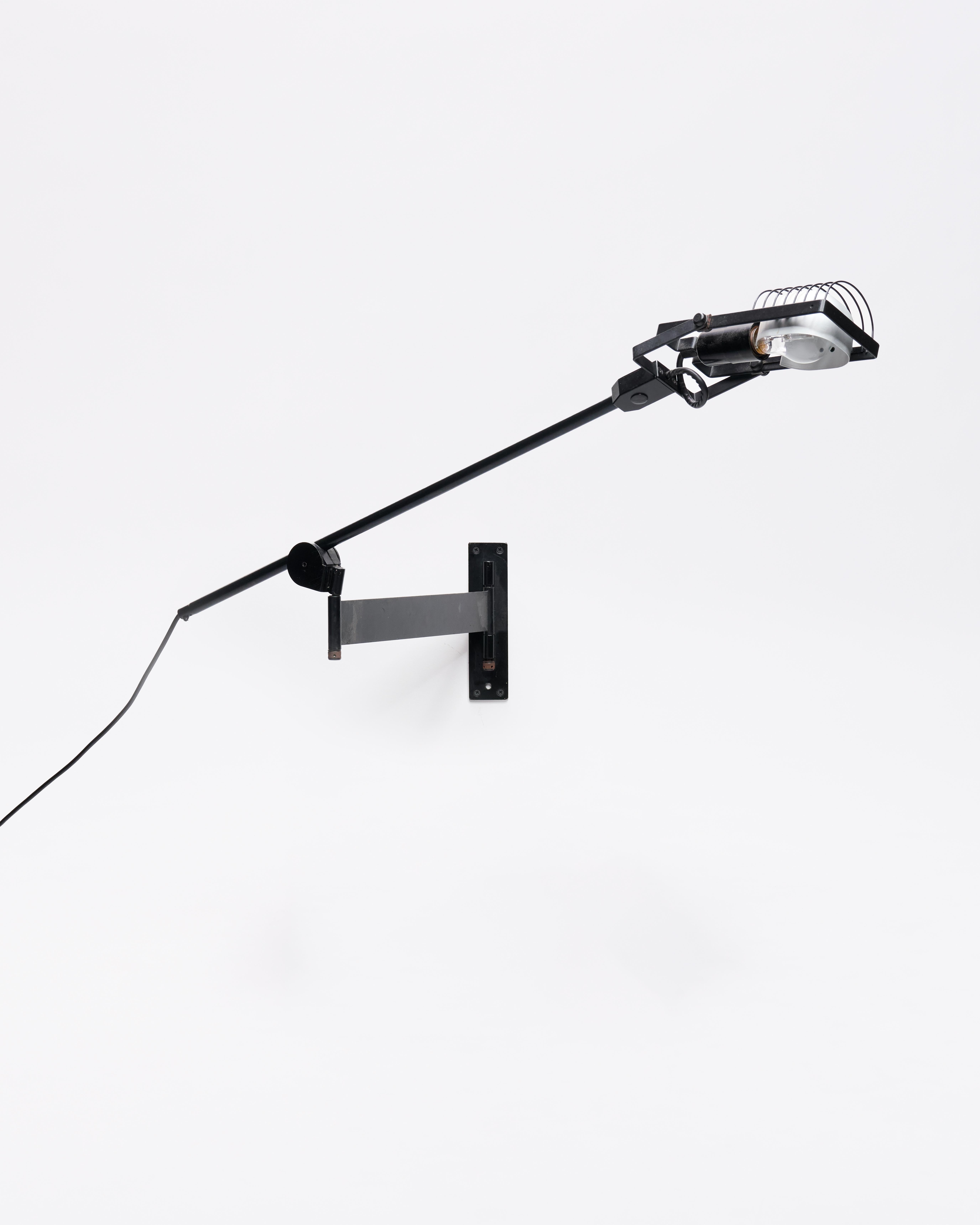 European Ernesto Gismondi, ‘Sistena Farento’ Wall Lamps, Artemide, Italy, 1975 For Sale