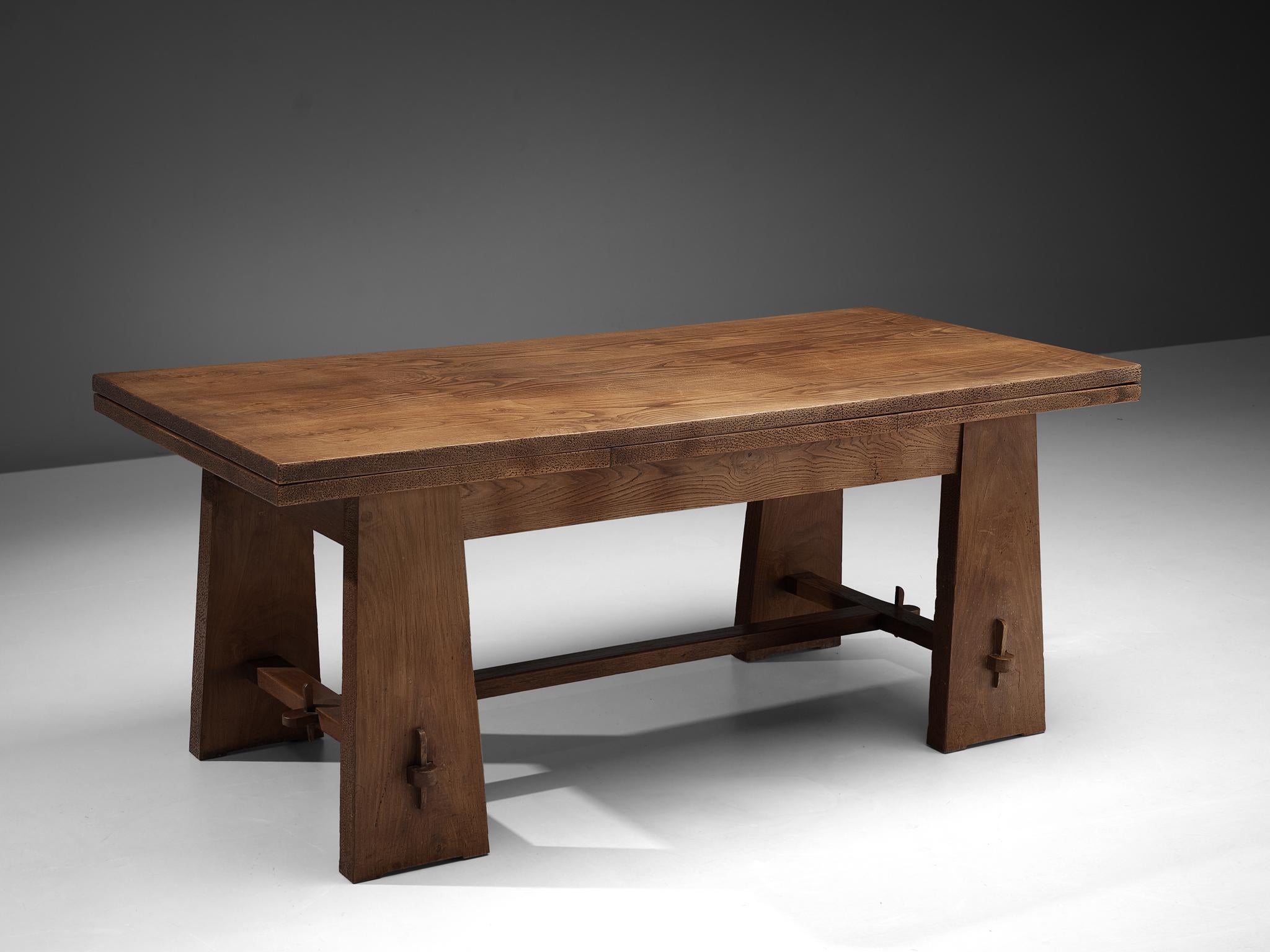 Ernesto Valabrega Extendable Dining Table in Oak 2