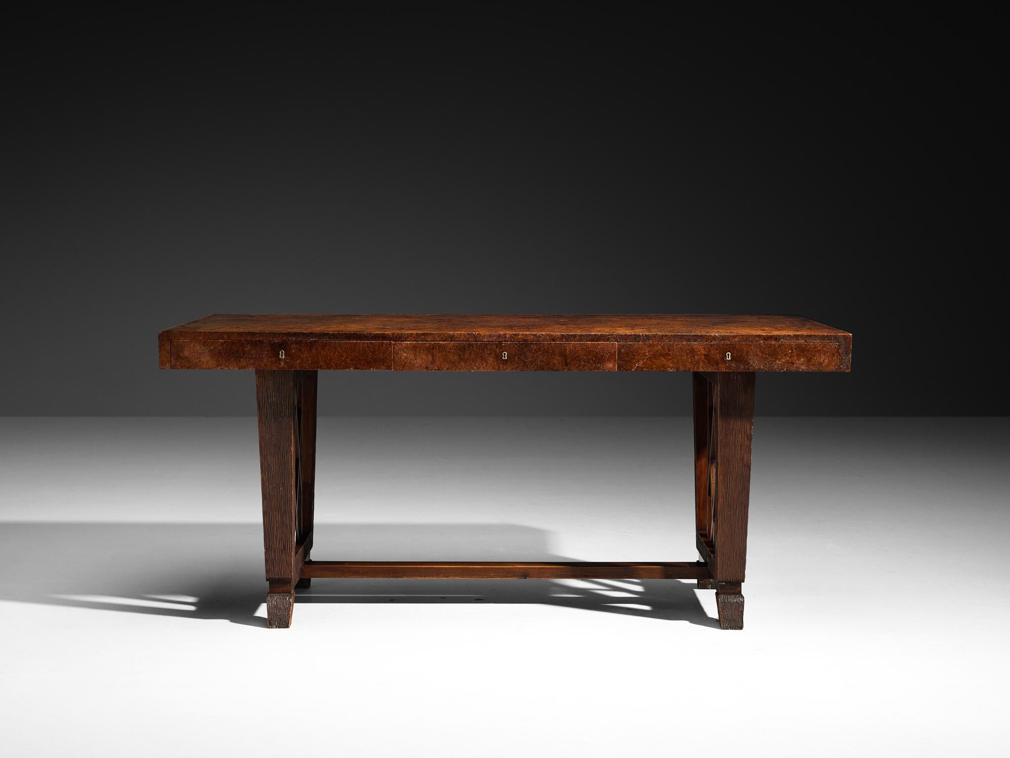 Ernesto Valabrega für Vittorio Valabrega, Art déco-Schreibtisch aus Nussbaum Briar im Angebot 1