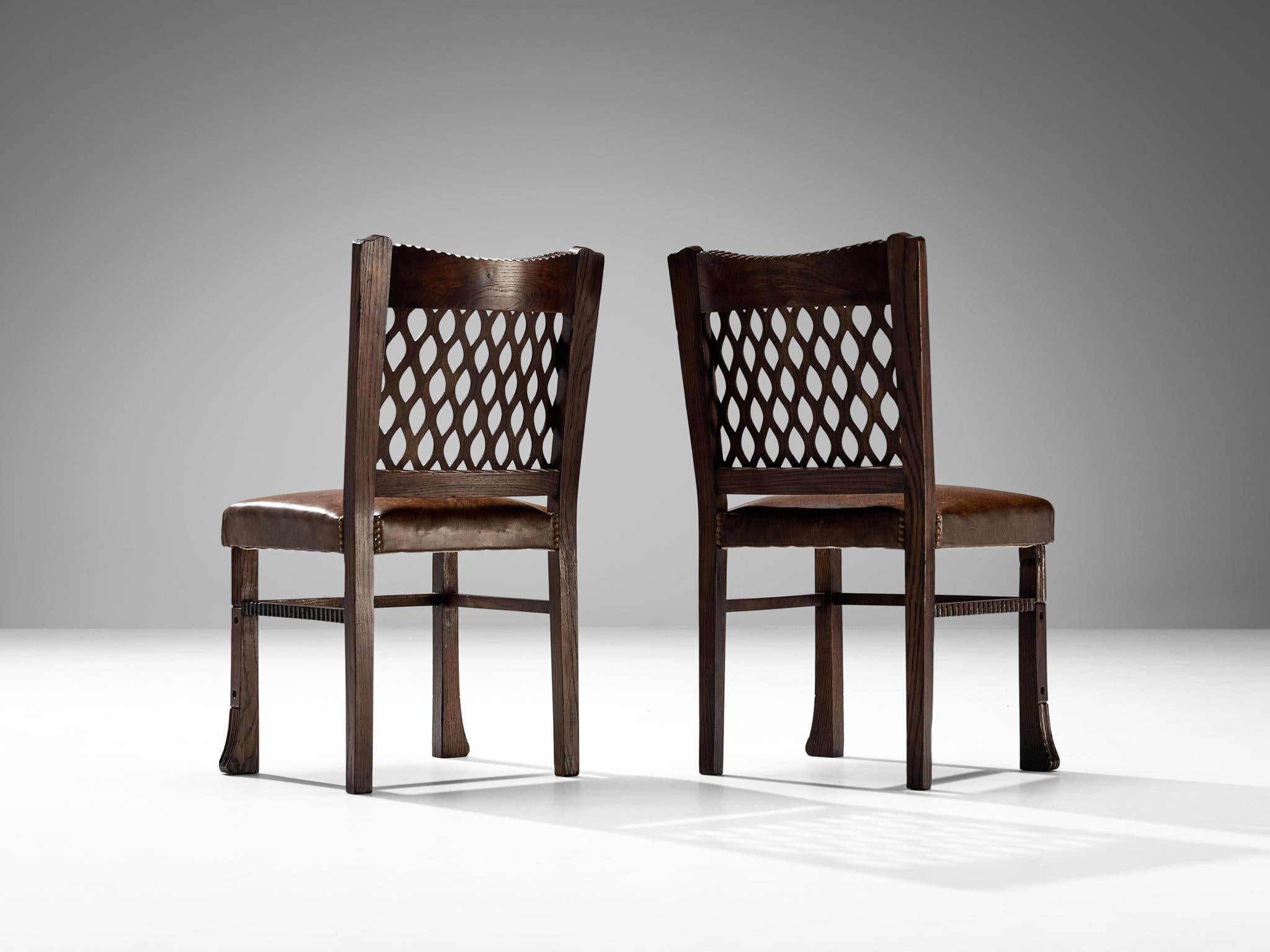 Metal Ernesto Valabrega Set of Eight Dining Chairs in Oak and Leather  For Sale