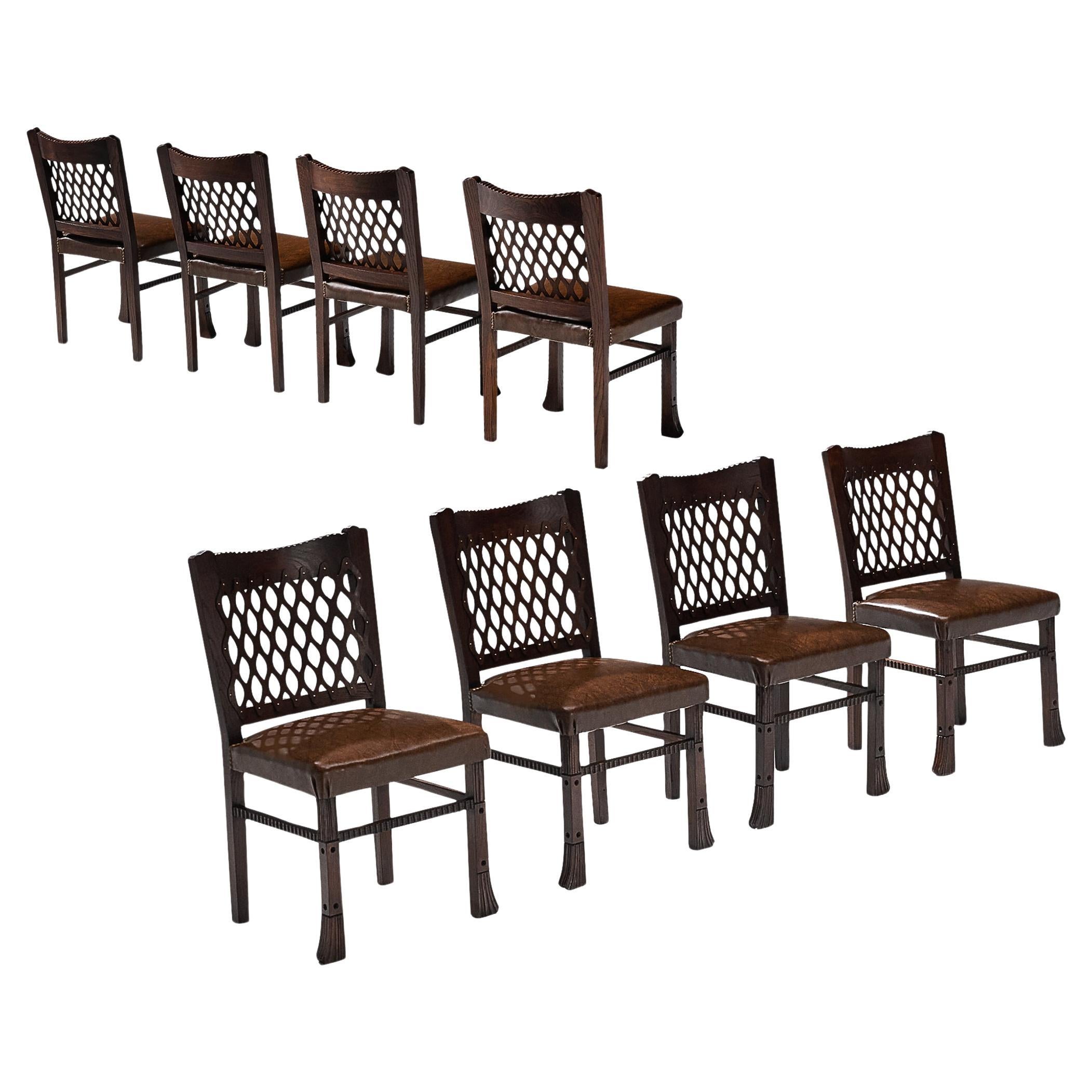 Ernesto Valabrega Set of Eight Dining Chairs in Oak and Leather 