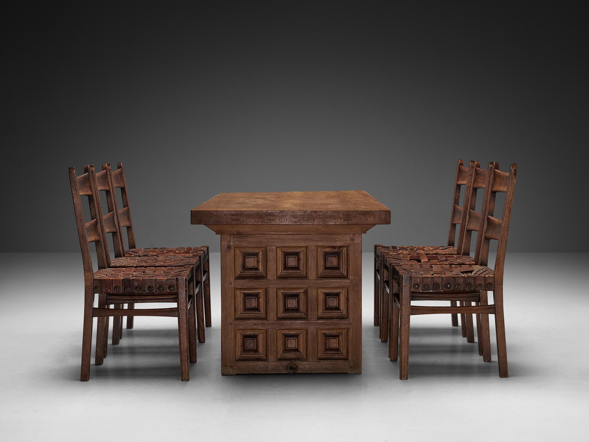 European Ernesto Valabrega Set of Six Dining Chairs with Biosca Dining Table For Sale
