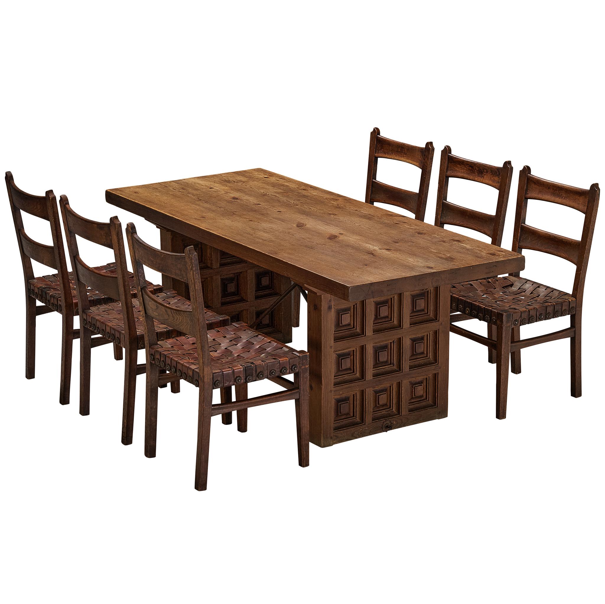 Juego de seis sillas de comedor Ernesto Valabrega con mesa de comedor Biosca en venta