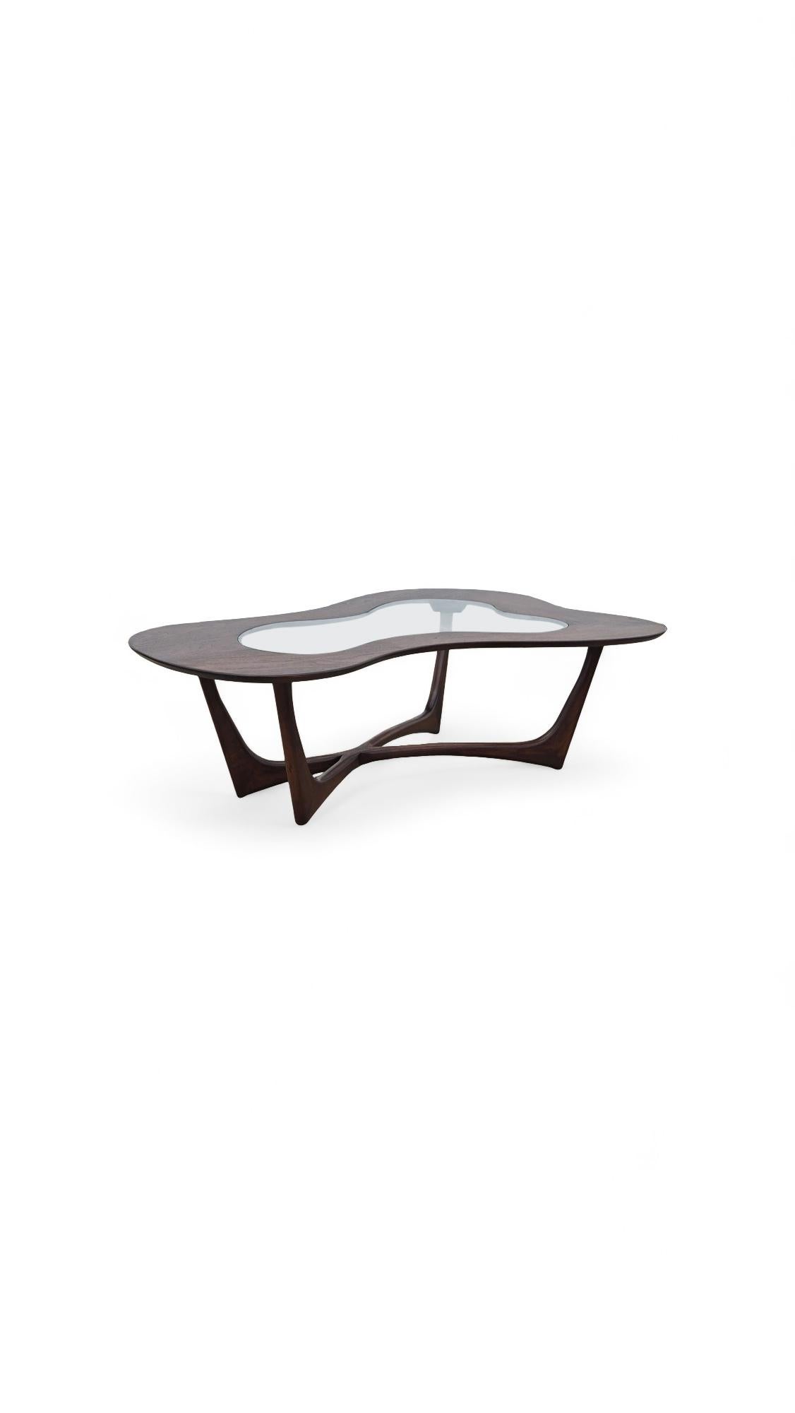 Mesa baja biomórfica de nogal y cristal Erno Fabry en venta 4