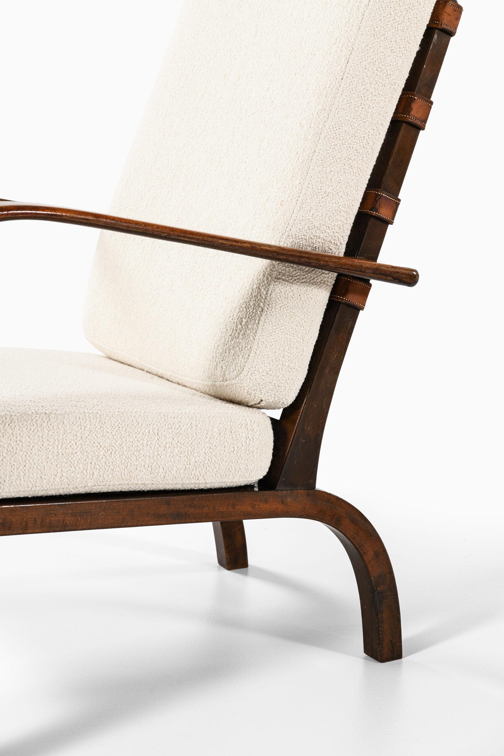 Très rare paire de fauteuils modèle FH-7 conçue par Ernst Heilmann-Sevaldsen. Produit par Fritz Hansen au Danemark.