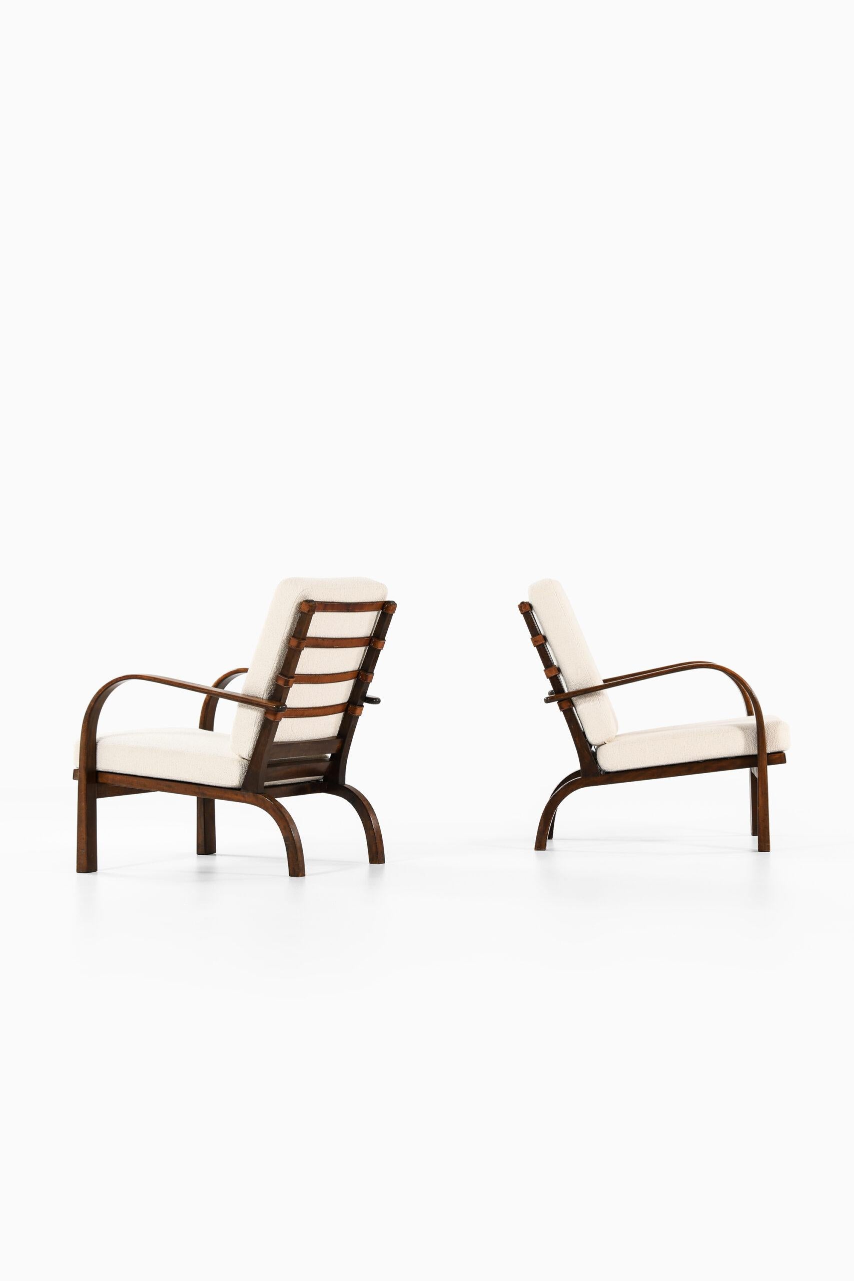 Scandinavian Modern Ernst Heilmann-Sevaldsen Easy Chairs Model FH-7 Produced by Fritz Hansen For Sale