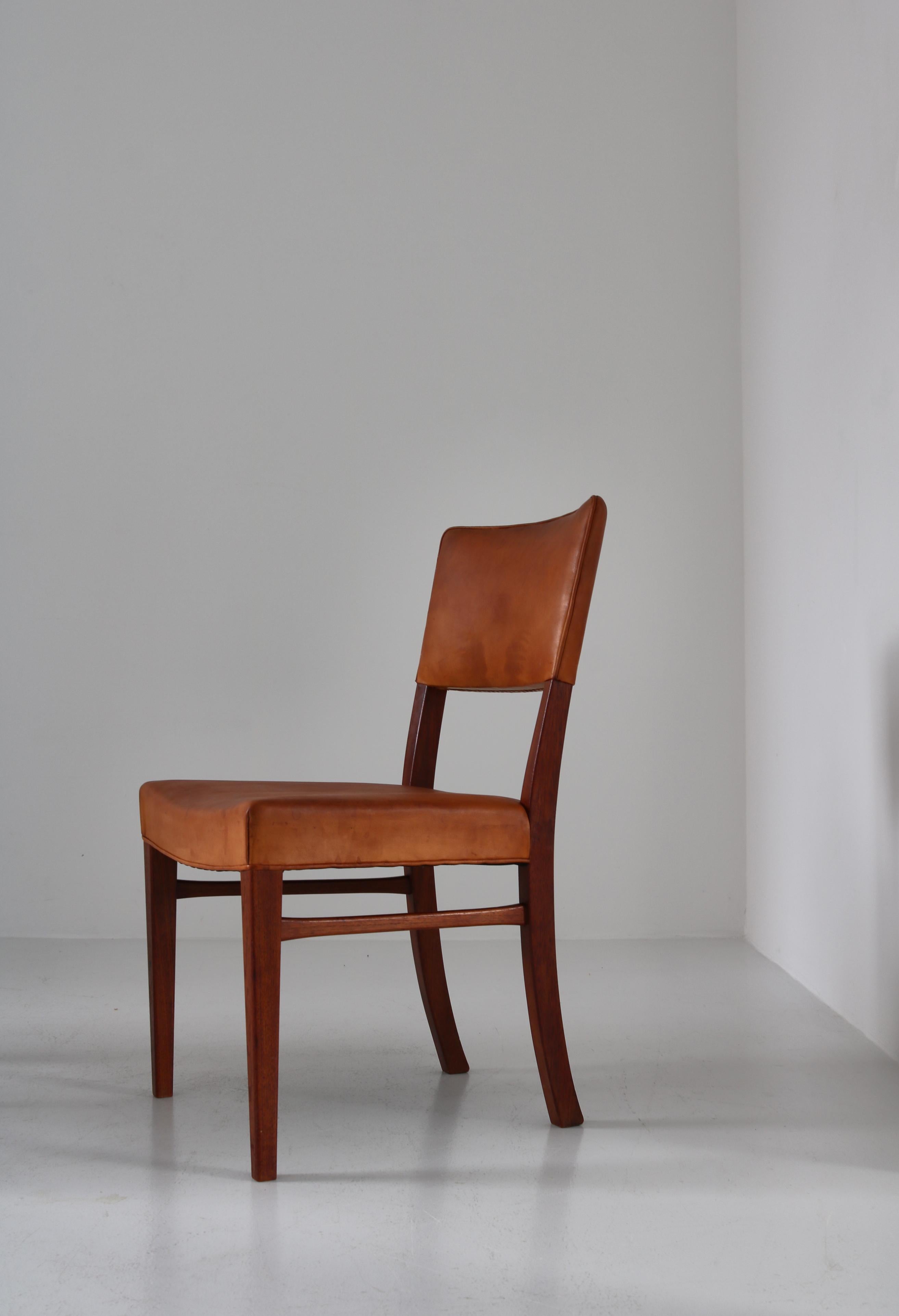 Ernst Kühn Dining Chairs in Leather and Teak by Lysberg, Hansen & Therp, 1940s In Good Condition In Odense, DK