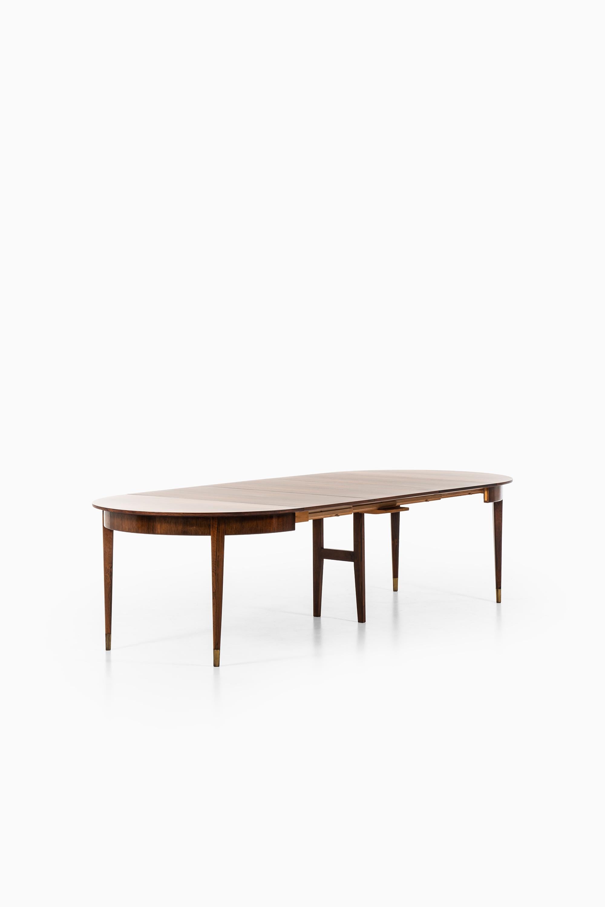 Ernst Kühn Dining Table in Rosewood by Lysberg Hansen & Therp in Denmark For Sale 1