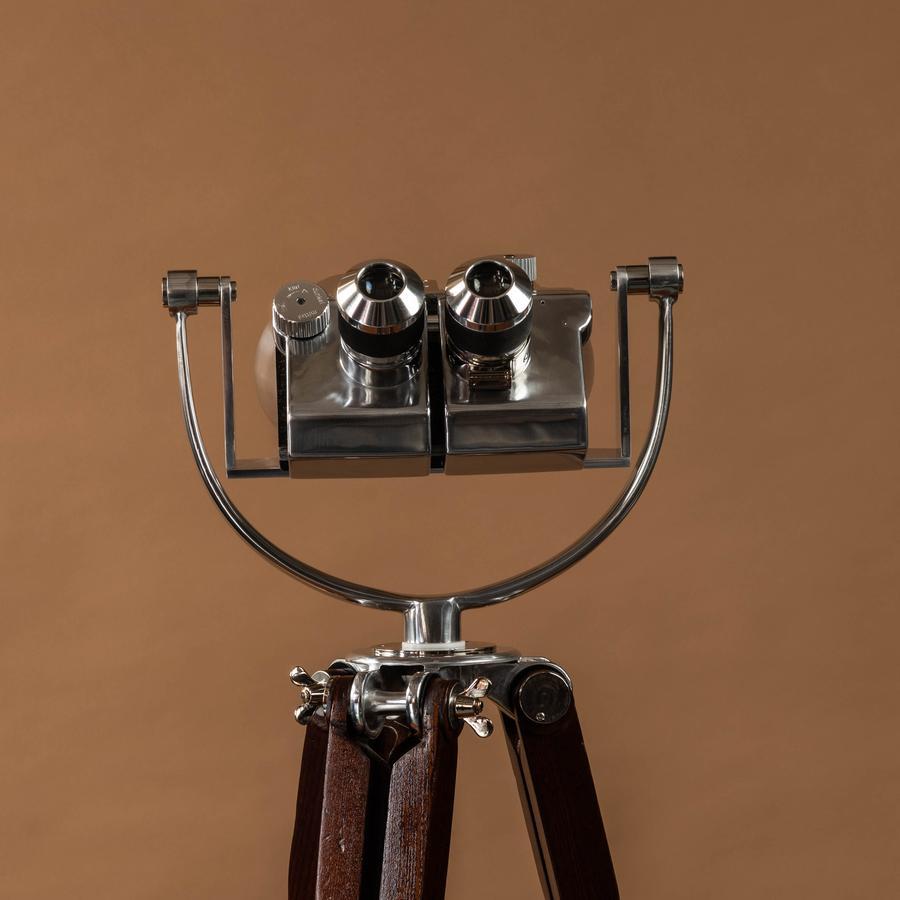Ernst Leitz WWII 10 x 80 Military Binoculars, circa 1940 1