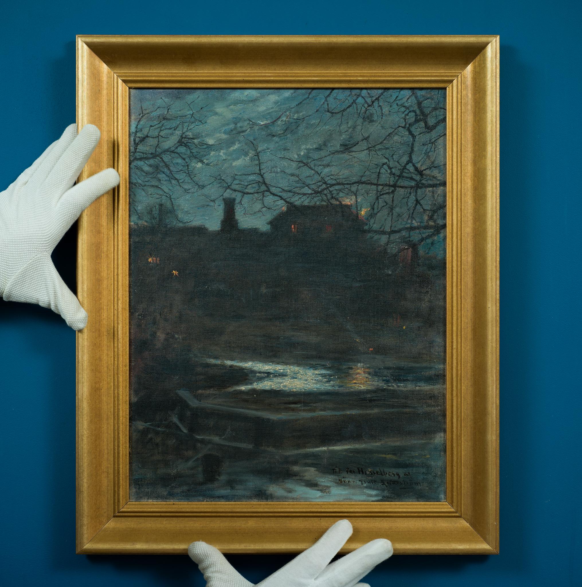 The Glow of the Past: Lundströms Stockholm mit einem Hauch von Mysterium (Schwarz), Figurative Painting, von Ernst Lundström