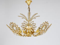 Ernst Palme Grande lampadario a forma di Palwa, ottone dorato, cristalli, anni '70