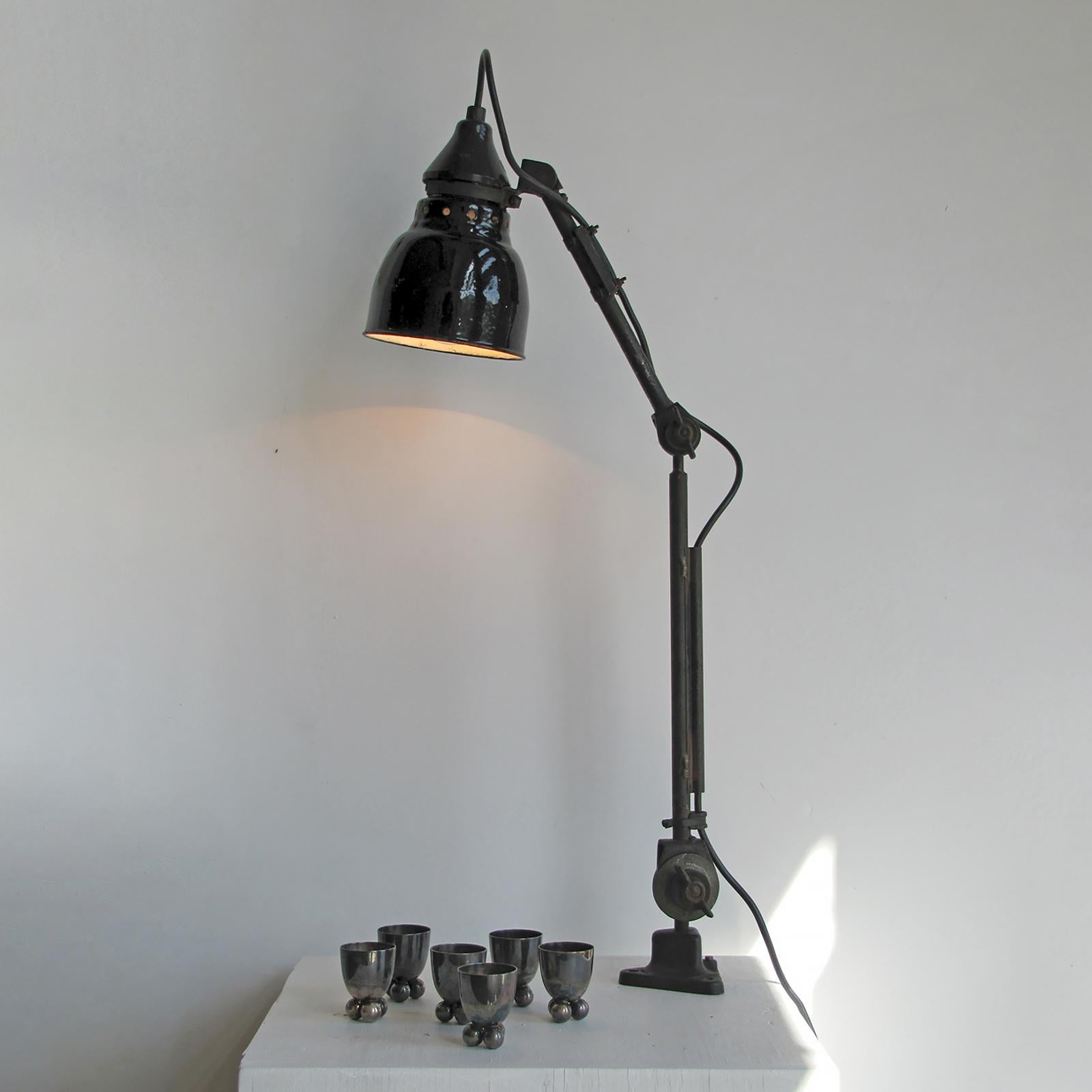 Smaltato Lampada da tavolo di Ernst Rademacher, 1930 in vendita