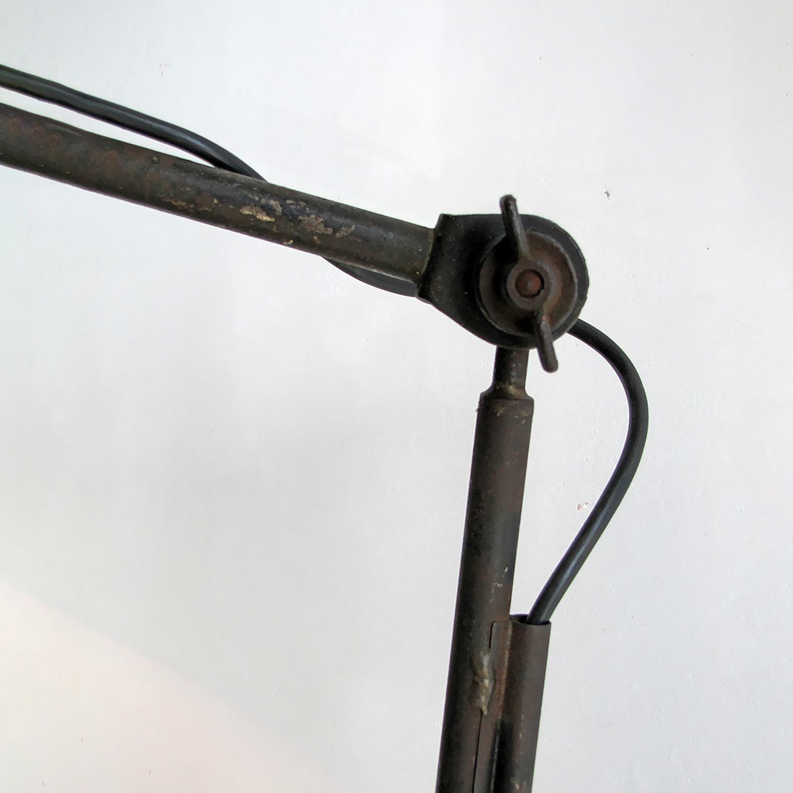 Metà XX secolo Lampada da tavolo di Ernst Rademacher, 1930 in vendita