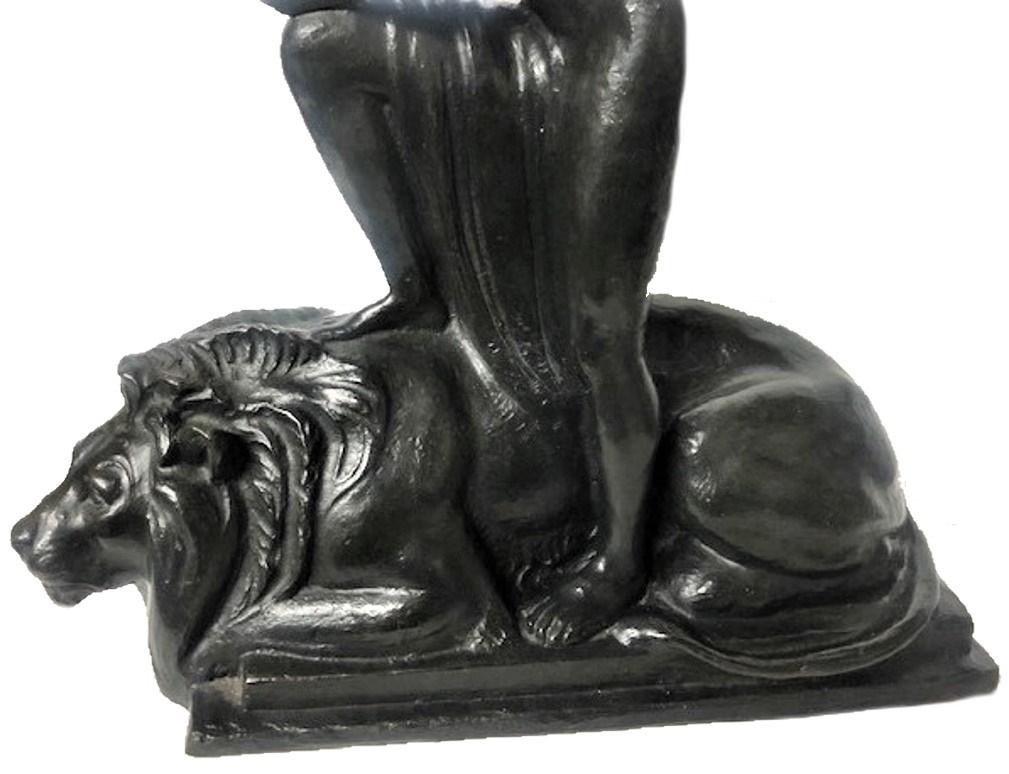 Ernst Seger, David et lion, sculpture allemande Art déco en bronze patiné, vers 1920 Bon état - En vente à New York, NY