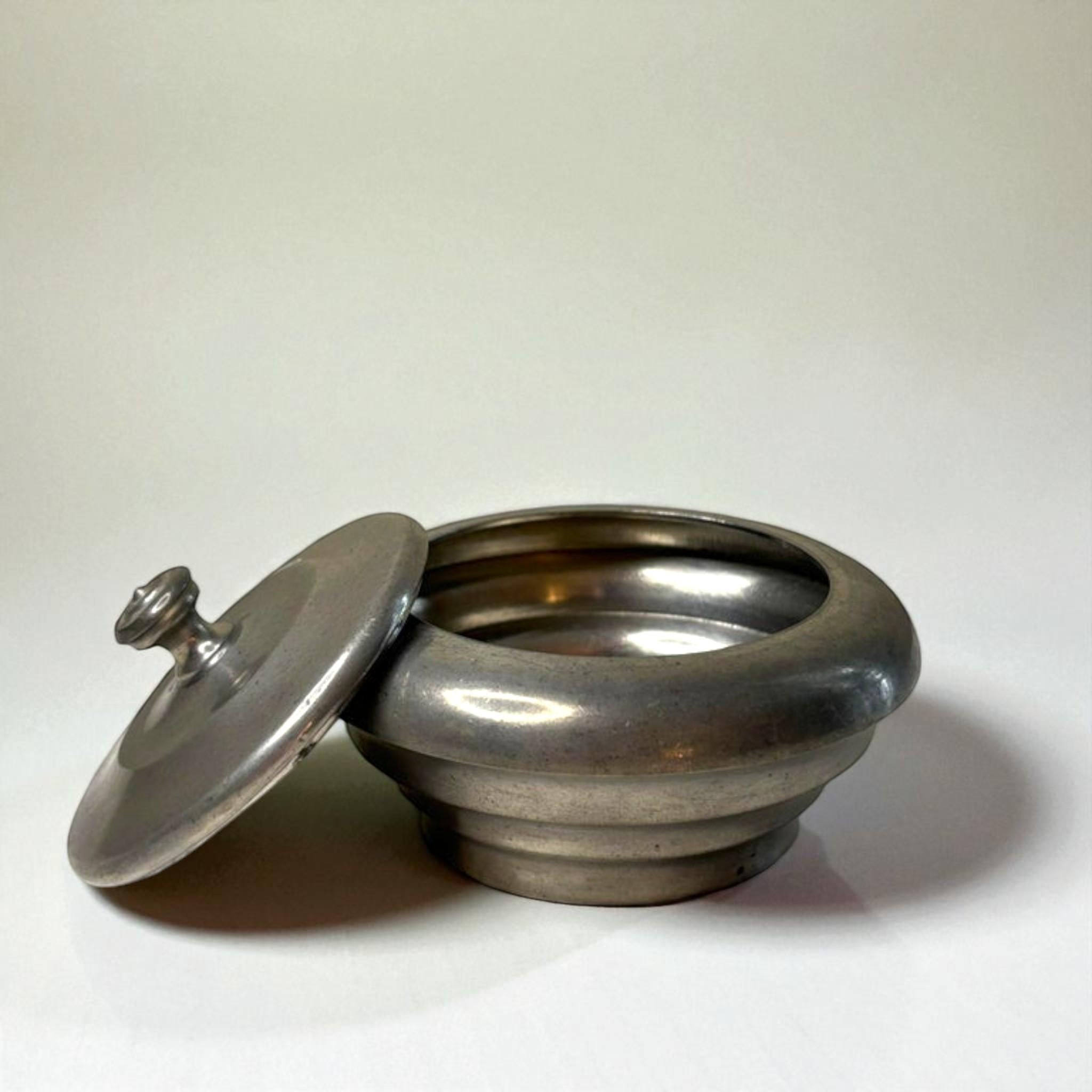 Scandinavian Modern Ernst Svedbom Pewter Lidded Box, Sweden, 1932 Swedish Modern For Sale