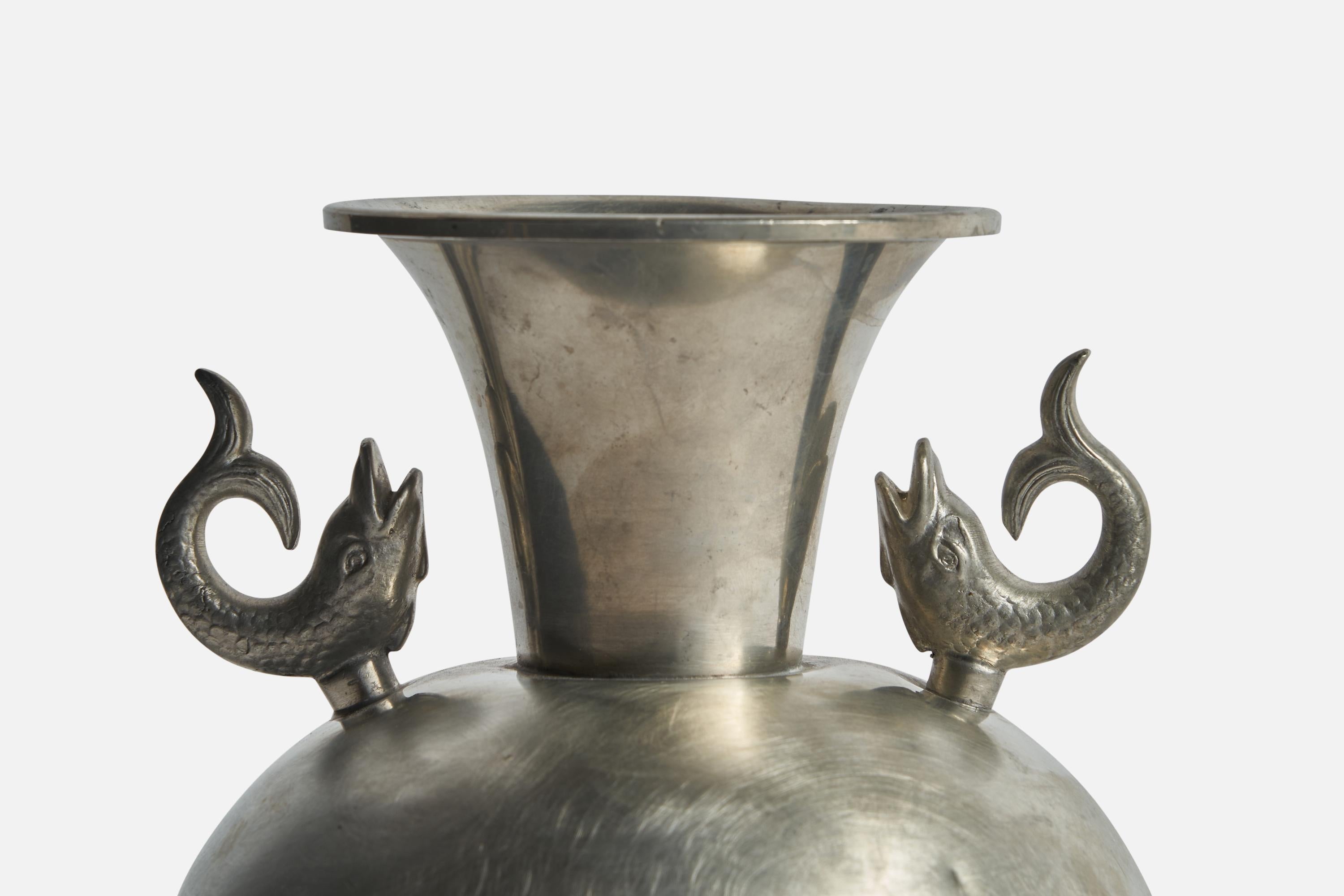 Ernst Svedbom, Vase, Pewter, Sweden, 1930s In Good Condition For Sale In High Point, NC