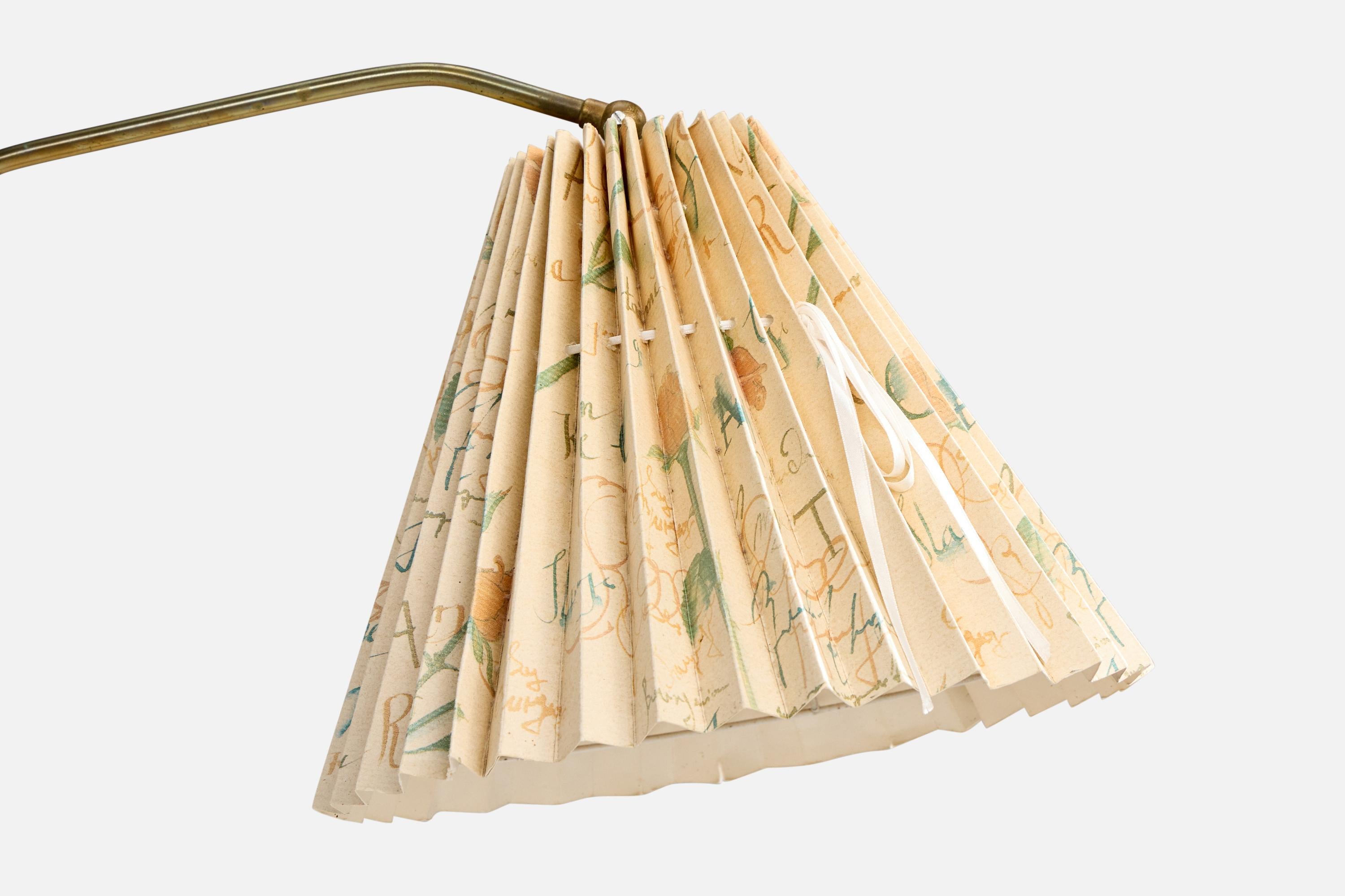 Ernst Voss, Stehleuchte, Messing, Eisen, Papier, Dänemark, 1940er Jahre (Dänisch) im Angebot