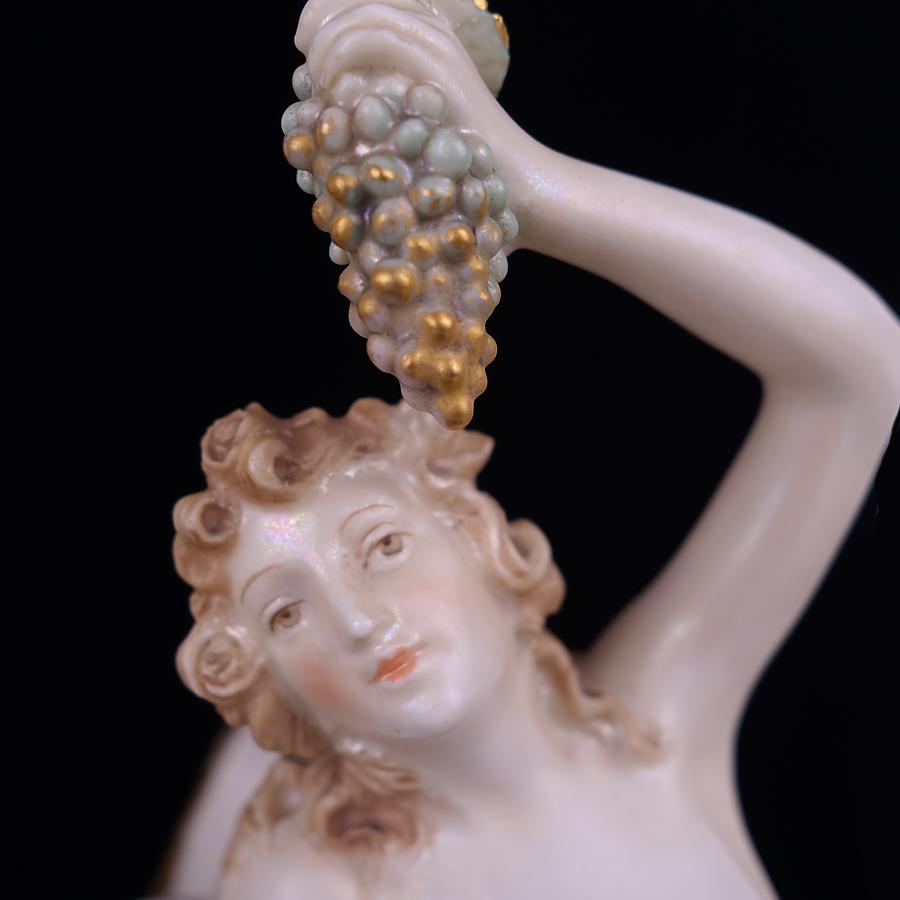 Ernst Wahliss Classical Porcelain Hand-Painted Figural Vase with Maiden & Grapes In Good Condition In Cathedral City, CA