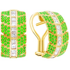 Eros Earrings Emeralds 18 Karat Yellow Gold