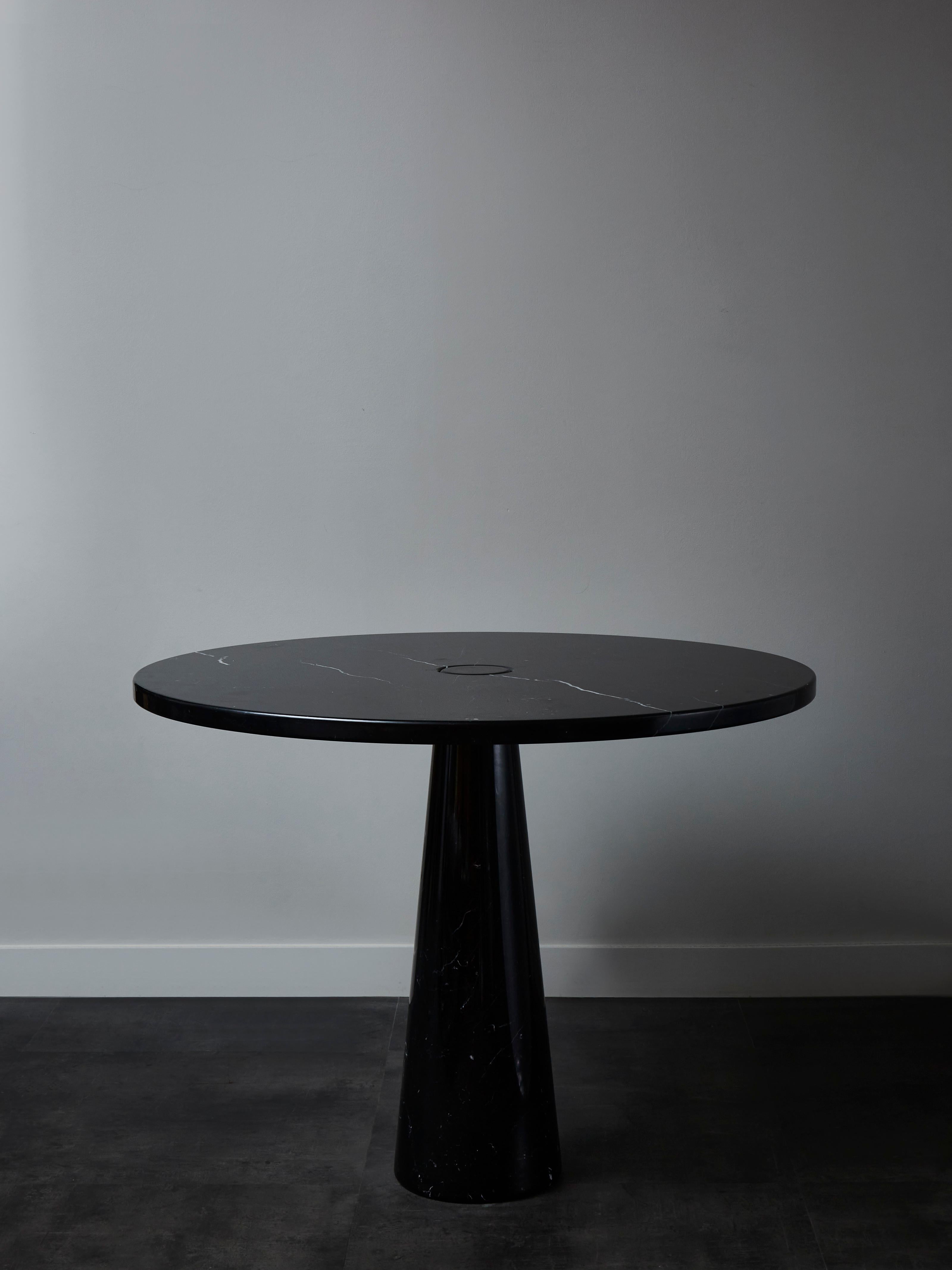 Center table model Eros by Angelo Mangiarotti for Skipper, circa 1970s

Round top set on a single center foot, both in the same deep black marble

Original sticker under the top.