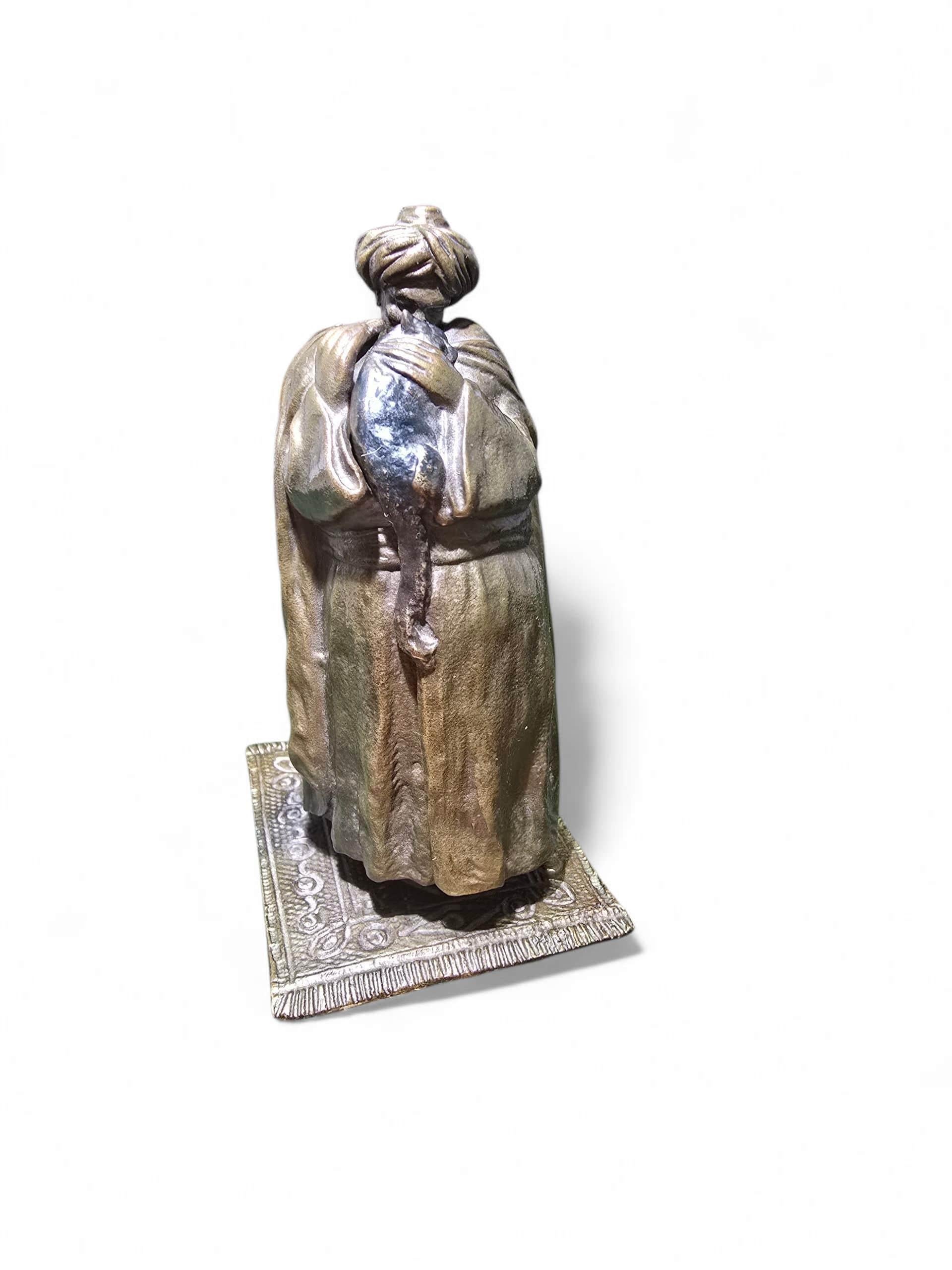 Erotic Bedouin Bronze By Franz Bergmann For Sale 1