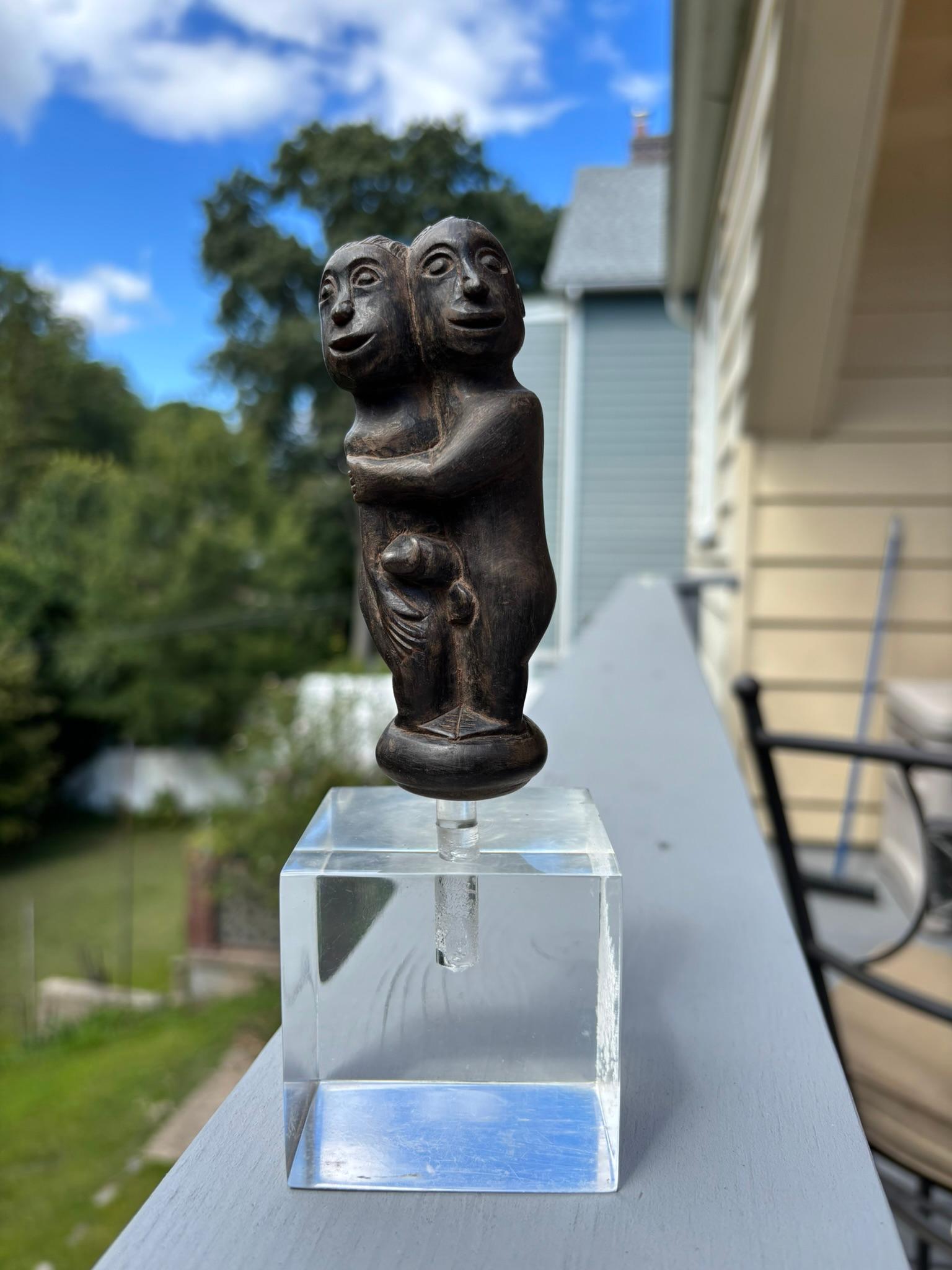 Poignée de Kris érotique en bois sculpté, début du 20ème siècle, Bali Indonésie en vente 5