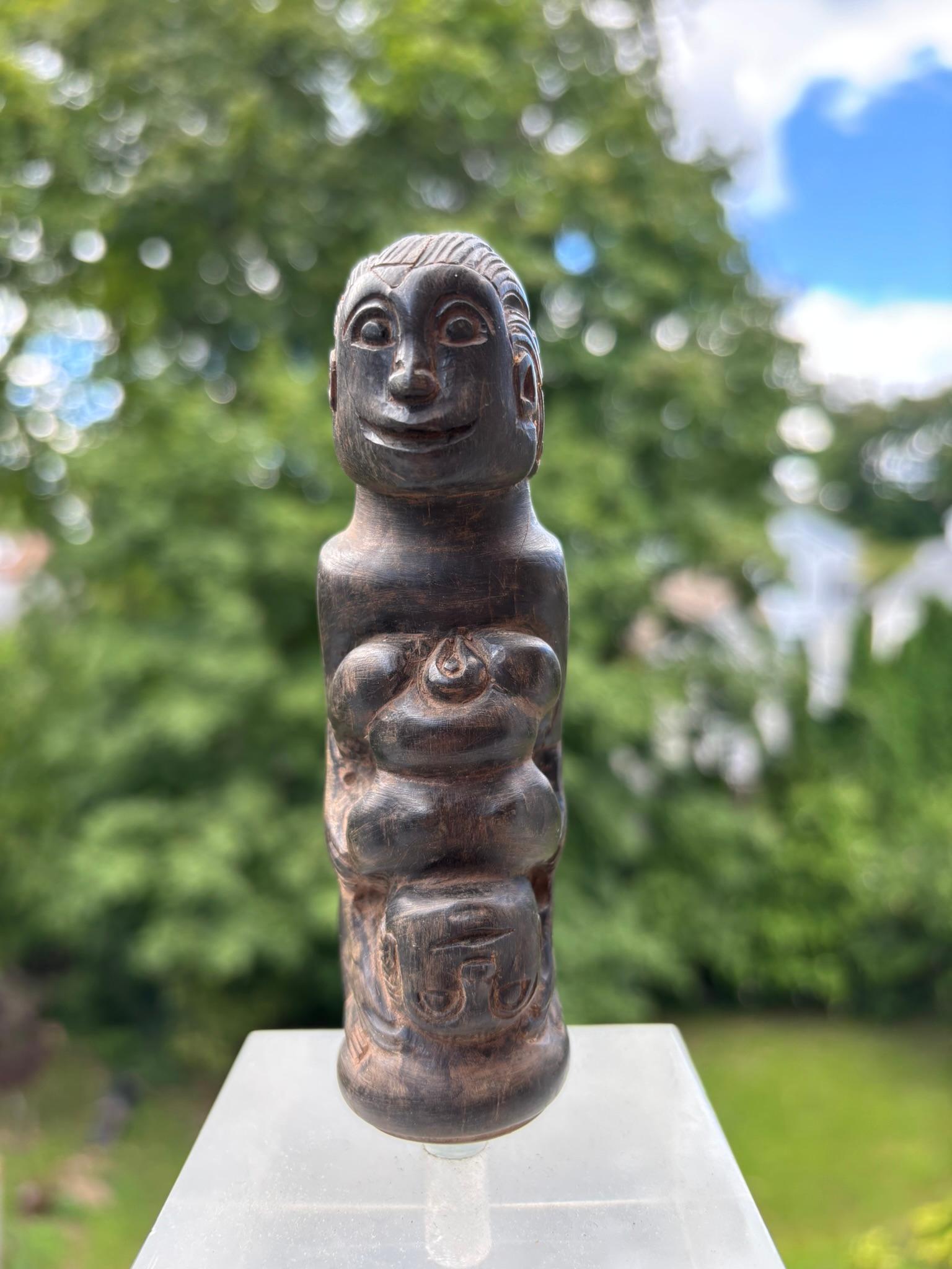 Erotisches geschnitztes Wood Kris-Griffstück, frühes 20. Jahrhundert, Bali Indonesien im Angebot 8