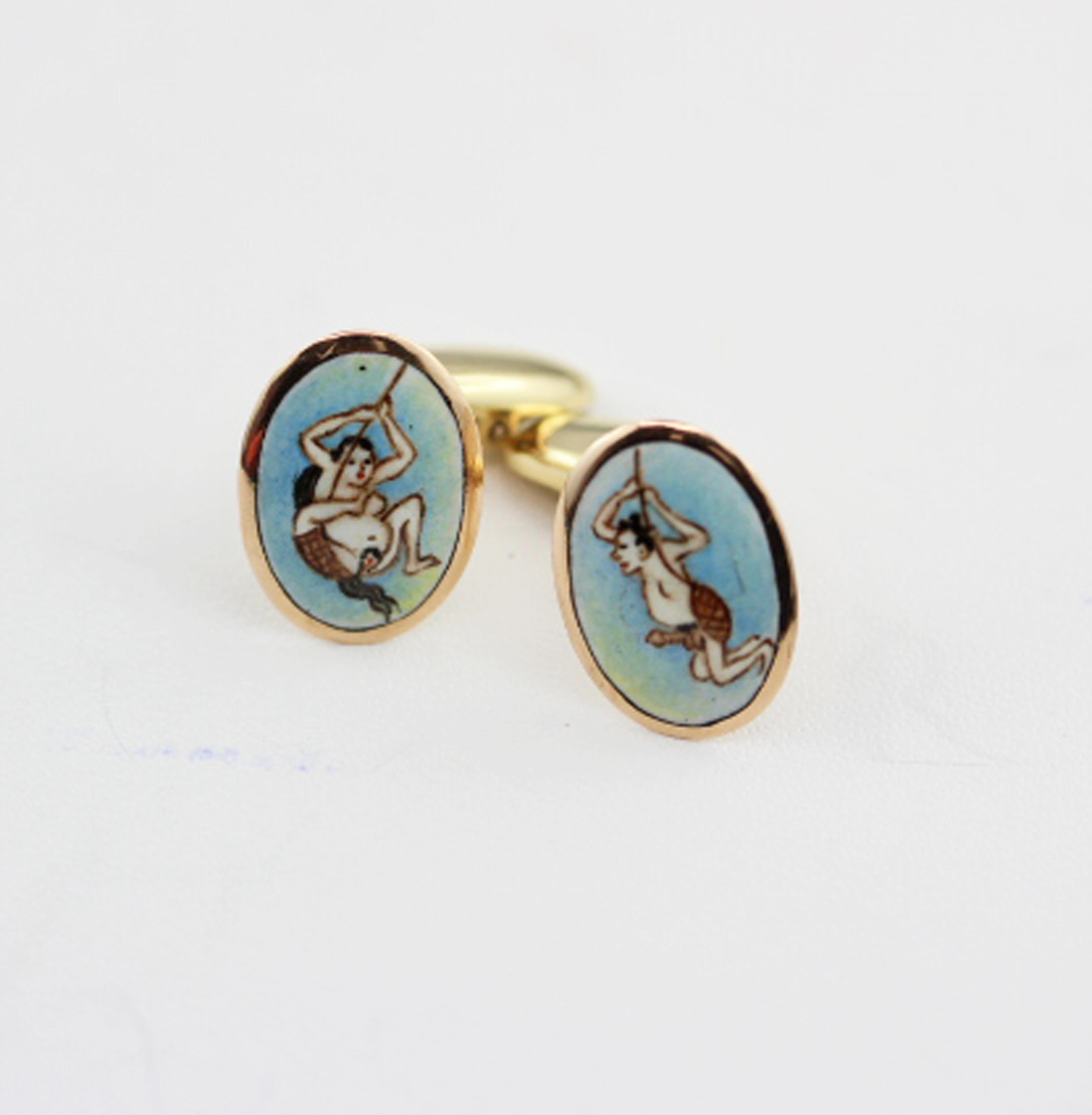 Erotic Cufflinks Enamel 18 Karat Rose Yellow Gold For Sale 1