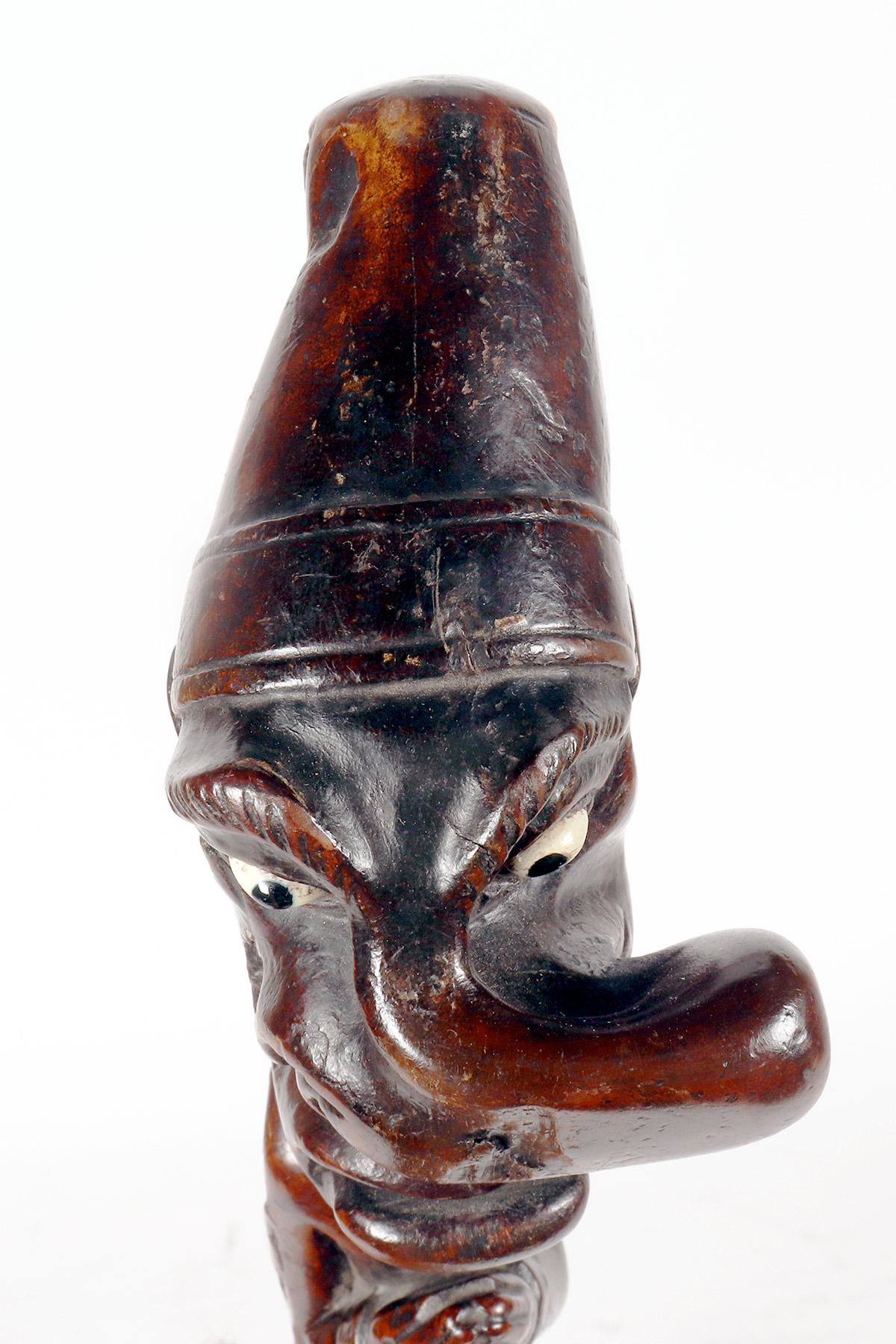 Erotische Volkskunst  walking stick, der einen Mann im Akt des Gebets darstellt, England 1850. im Angebot 10