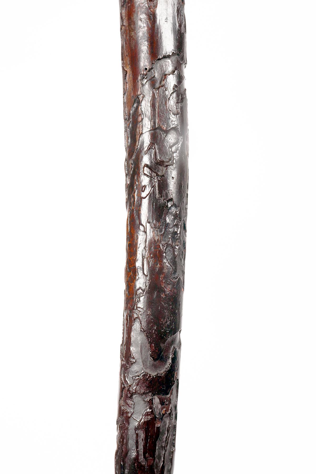 Erotische Volkskunst  walking stick, der einen Mann im Akt des Gebets darstellt, England 1850. im Angebot 12