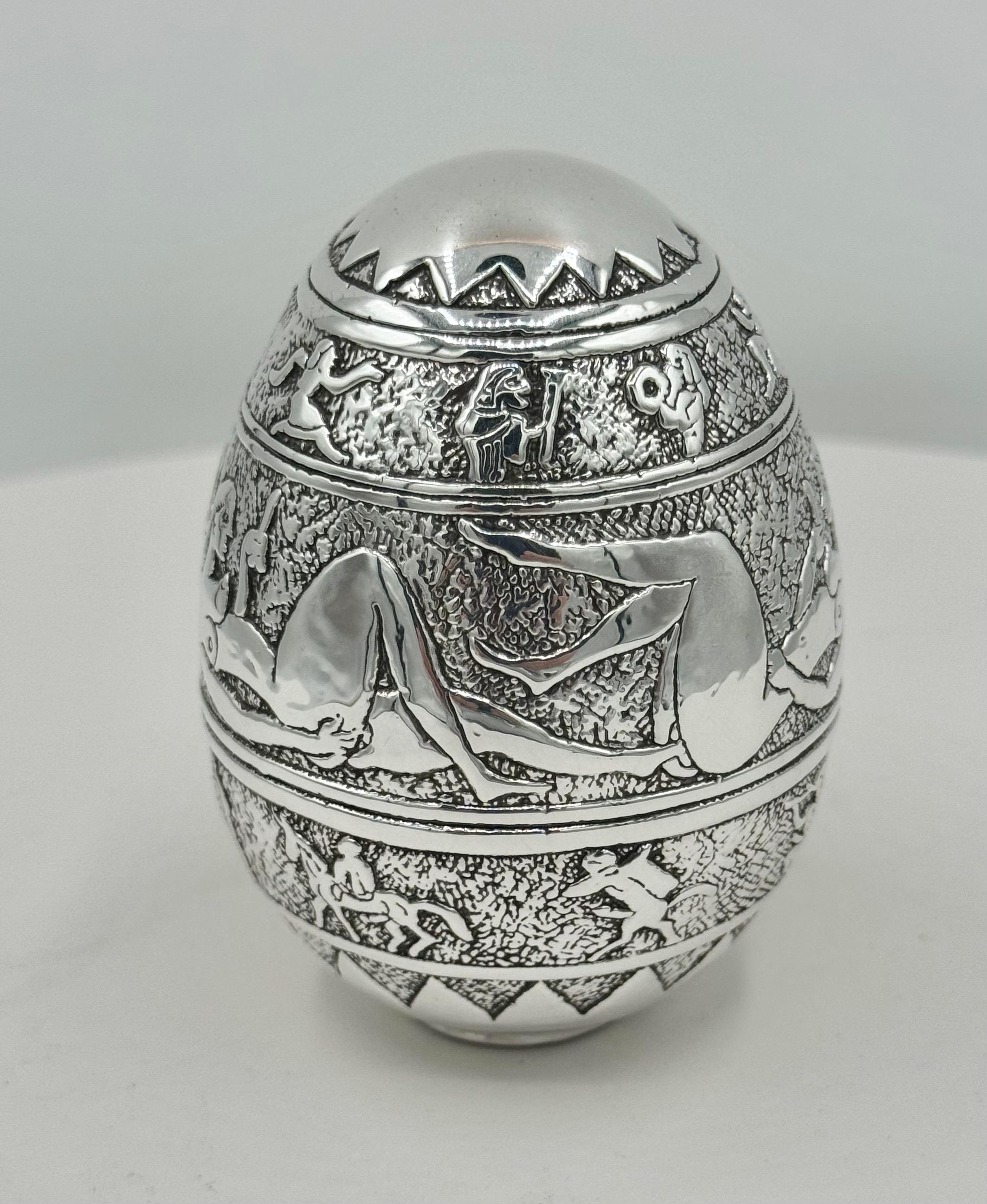 Other Erotic silver Egg, 999 Silver For Sale