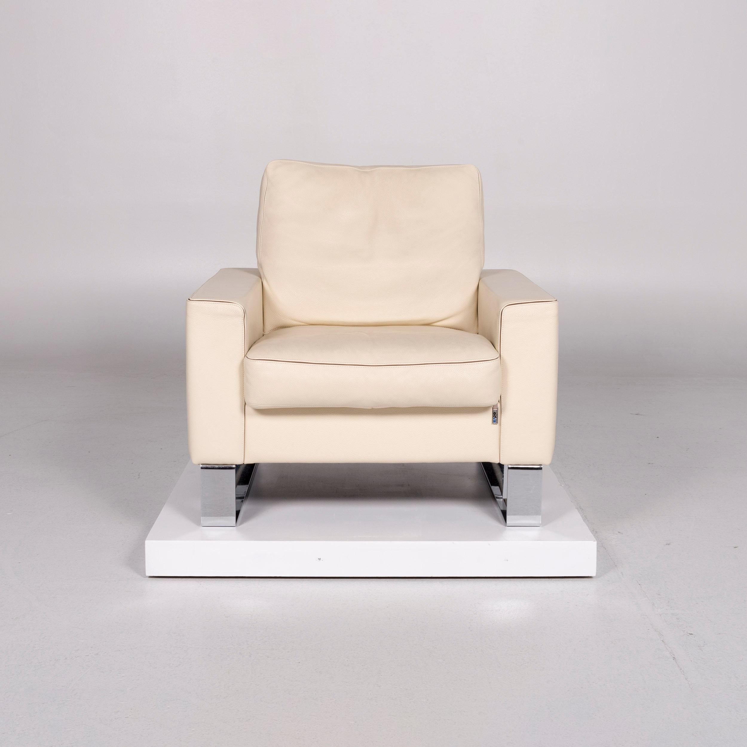 We bring to you an Erpo CL 400 leather armchair cream function.


Product measurements in centimetres:


Depth 94
Width 85
Height 83
Seat-height 48
Rest-height 54
Seat-depth 50
Seat-width 53
Back-height 45.
  