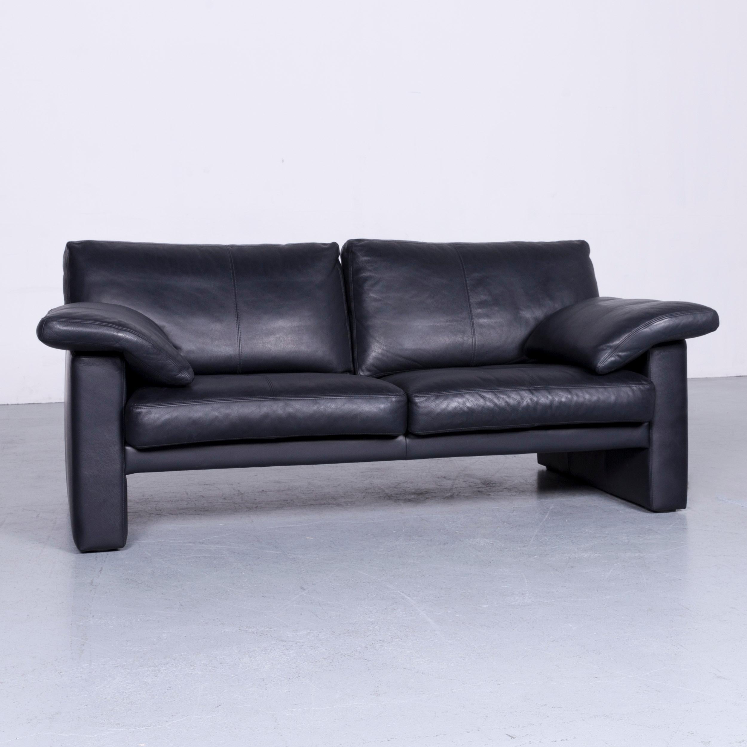 We bring to you an Erpo designer leather sofa black two-seat couch.
























 