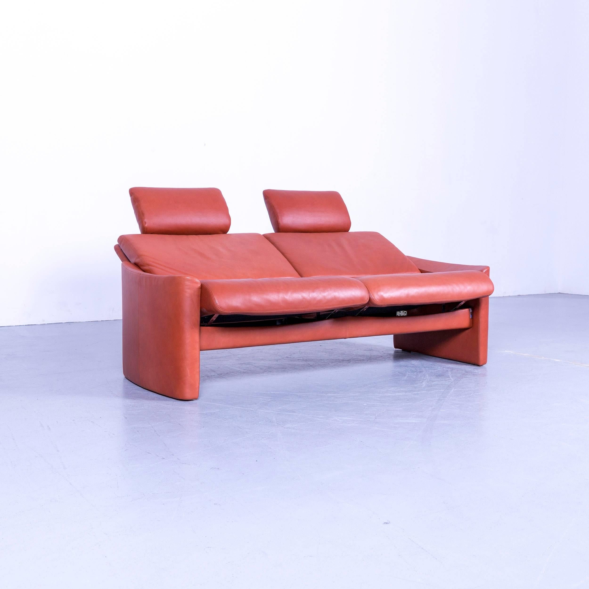 Erpo Designer Sofa Leather Brown Two-Seat Couch Modern Recliner In Excellent Condition For Sale In Cologne, DE