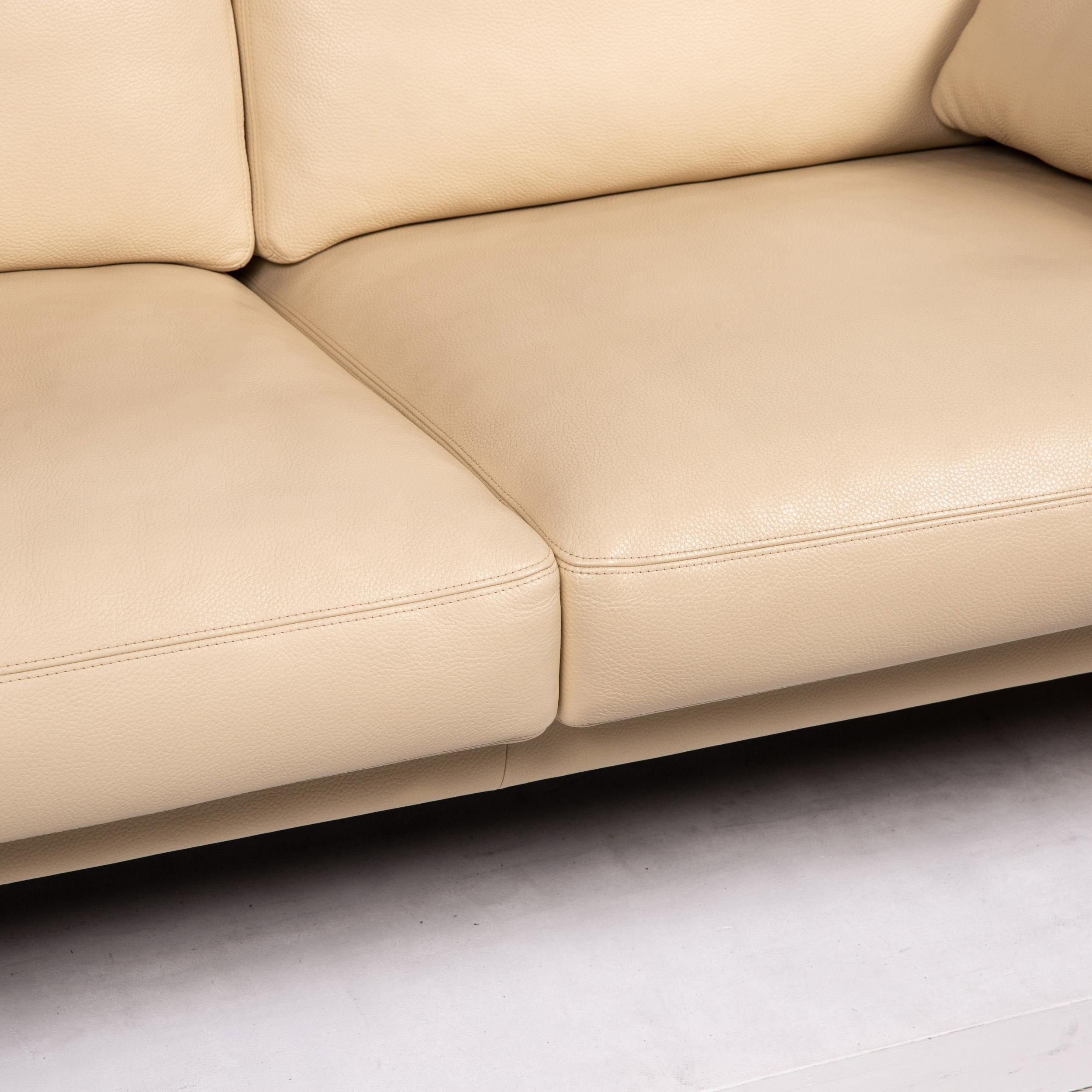 Modern Erpo Leather Sofa Cream Two-Seat Function Couch For Sale